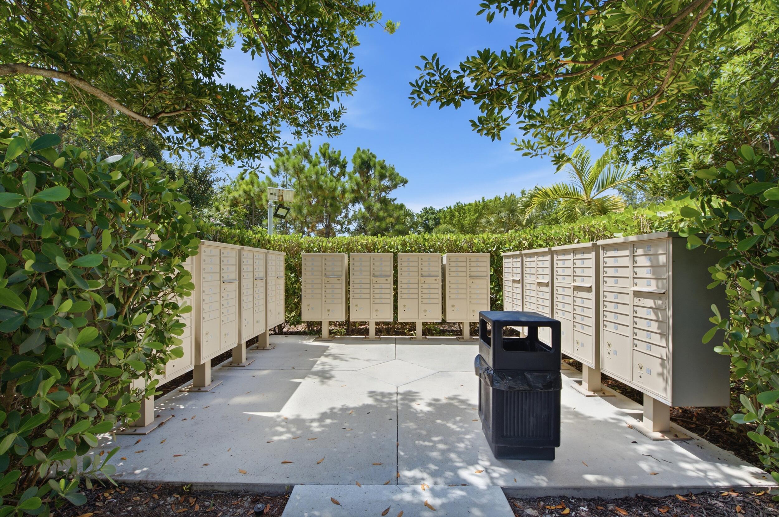 CORAL LAGO - Residential
