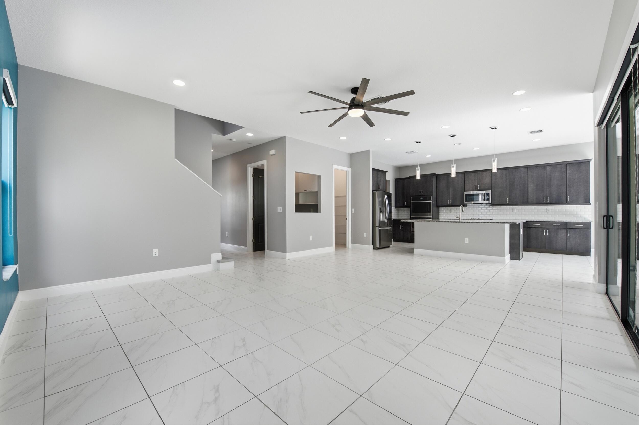 CORAL LAGO - Residential