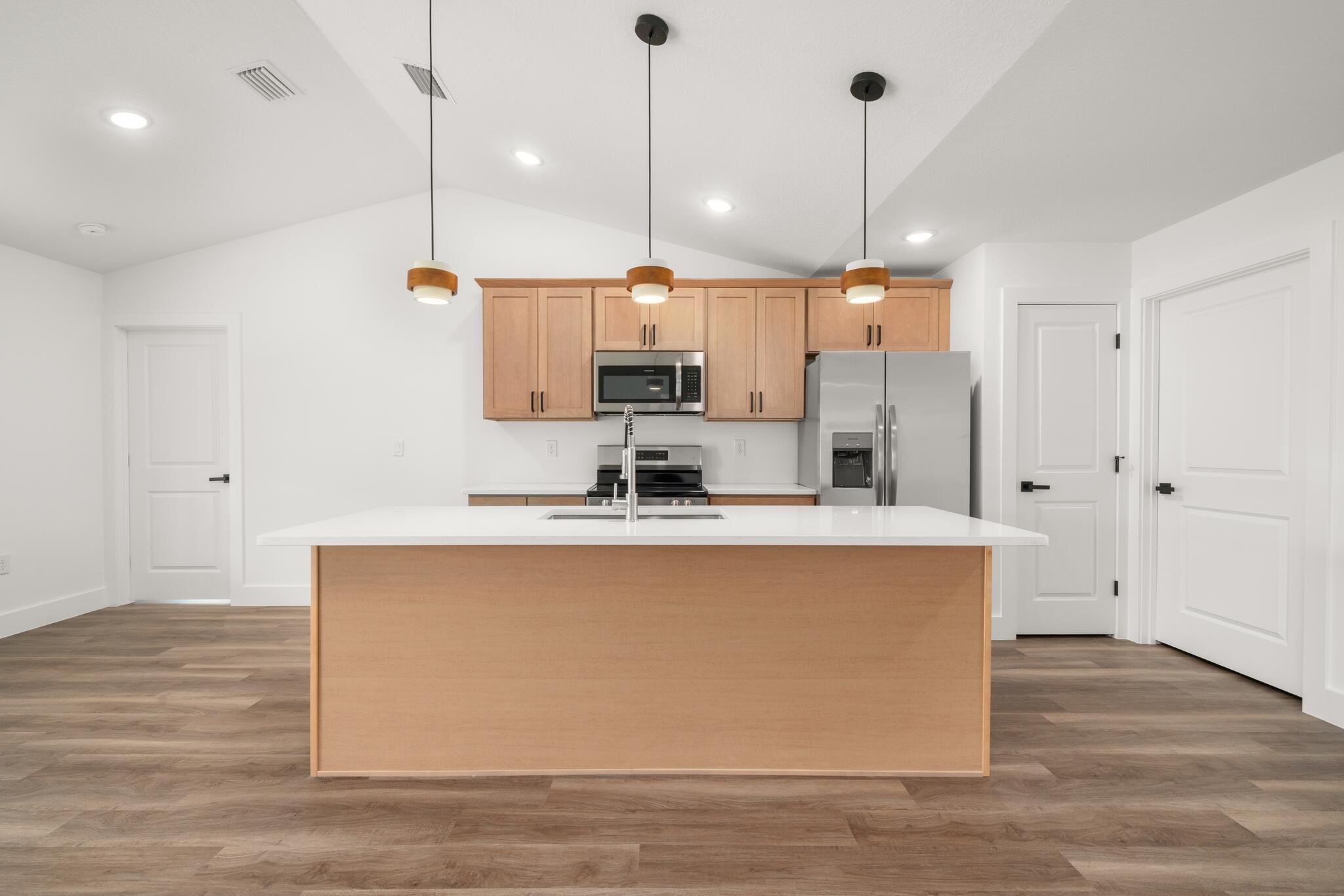 SUN N LK SEB UNIT 16 - Residential