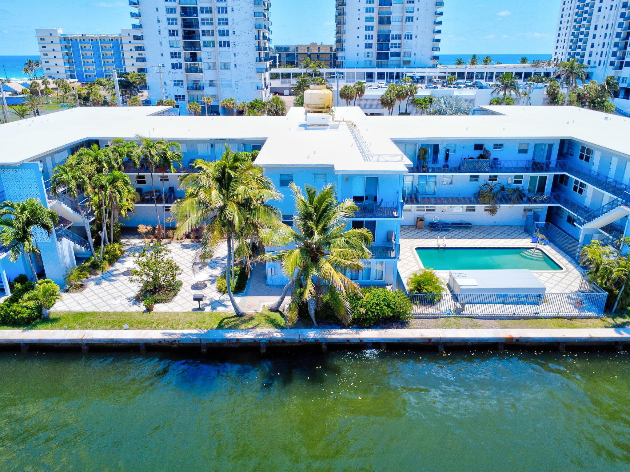 WATERWAY @ HOLLYWOOD BEACH CONDO - Residential Lease