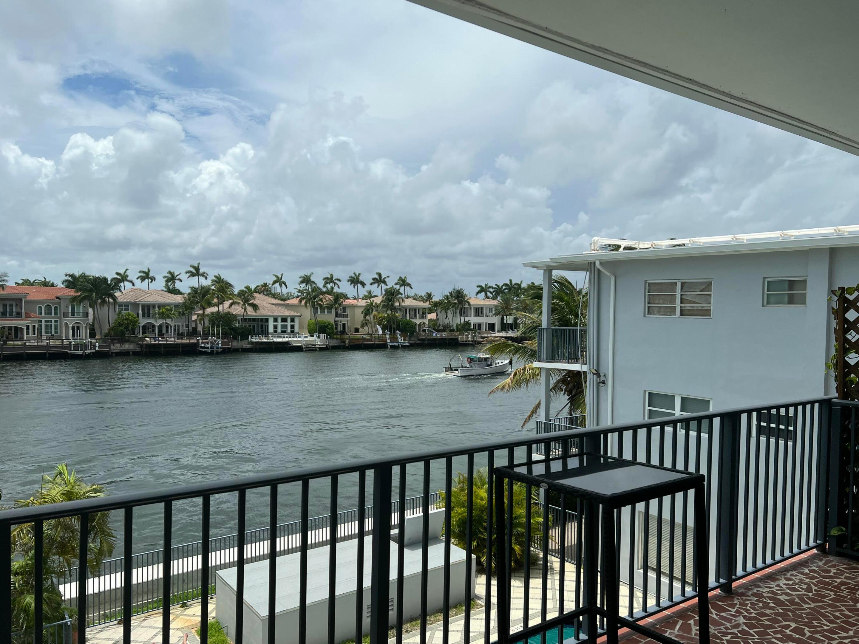WATERWAY @ HOLLYWOOD BEACH CONDO - Residential Lease