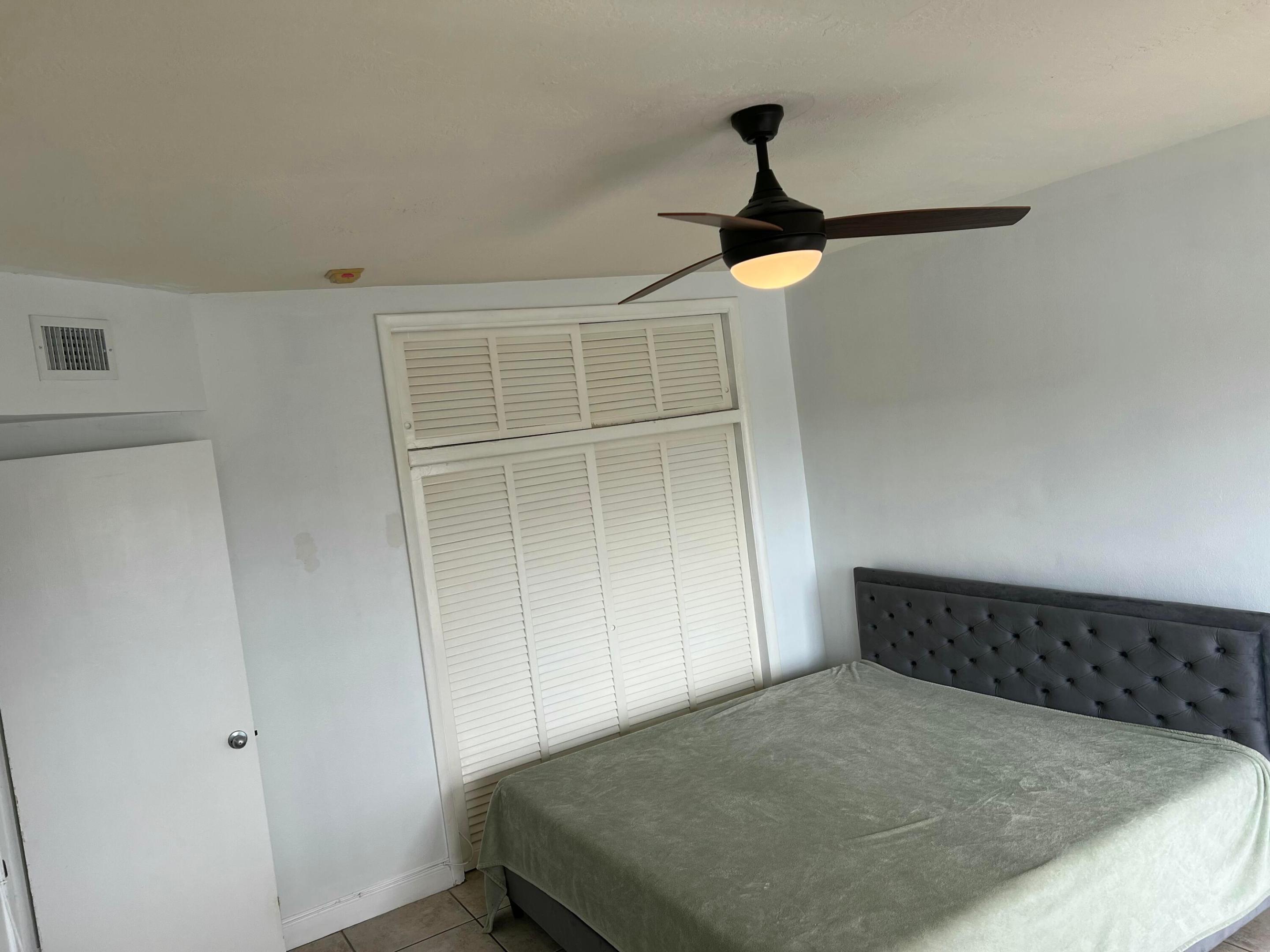 WATERWAY @ HOLLYWOOD BEACH CONDO - Residential Lease