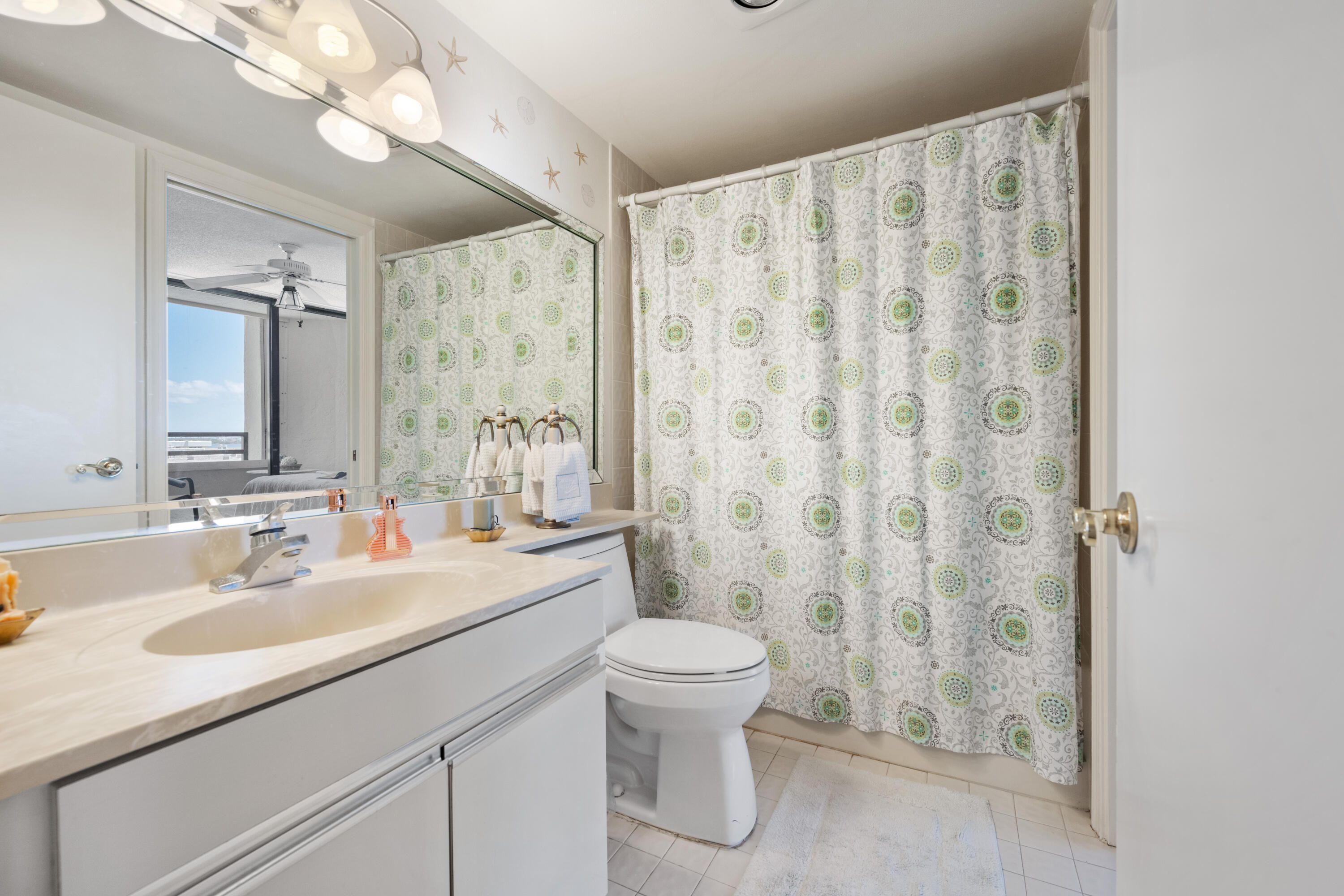 THIRTY FIVE SIXTY CONDO, Concordia East - Residential