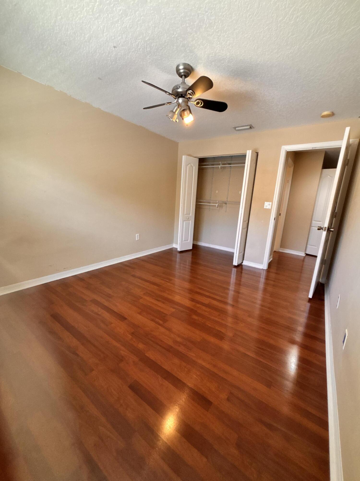 SEMINOLE ESTATES & TOWNHOMES - Residential Lease