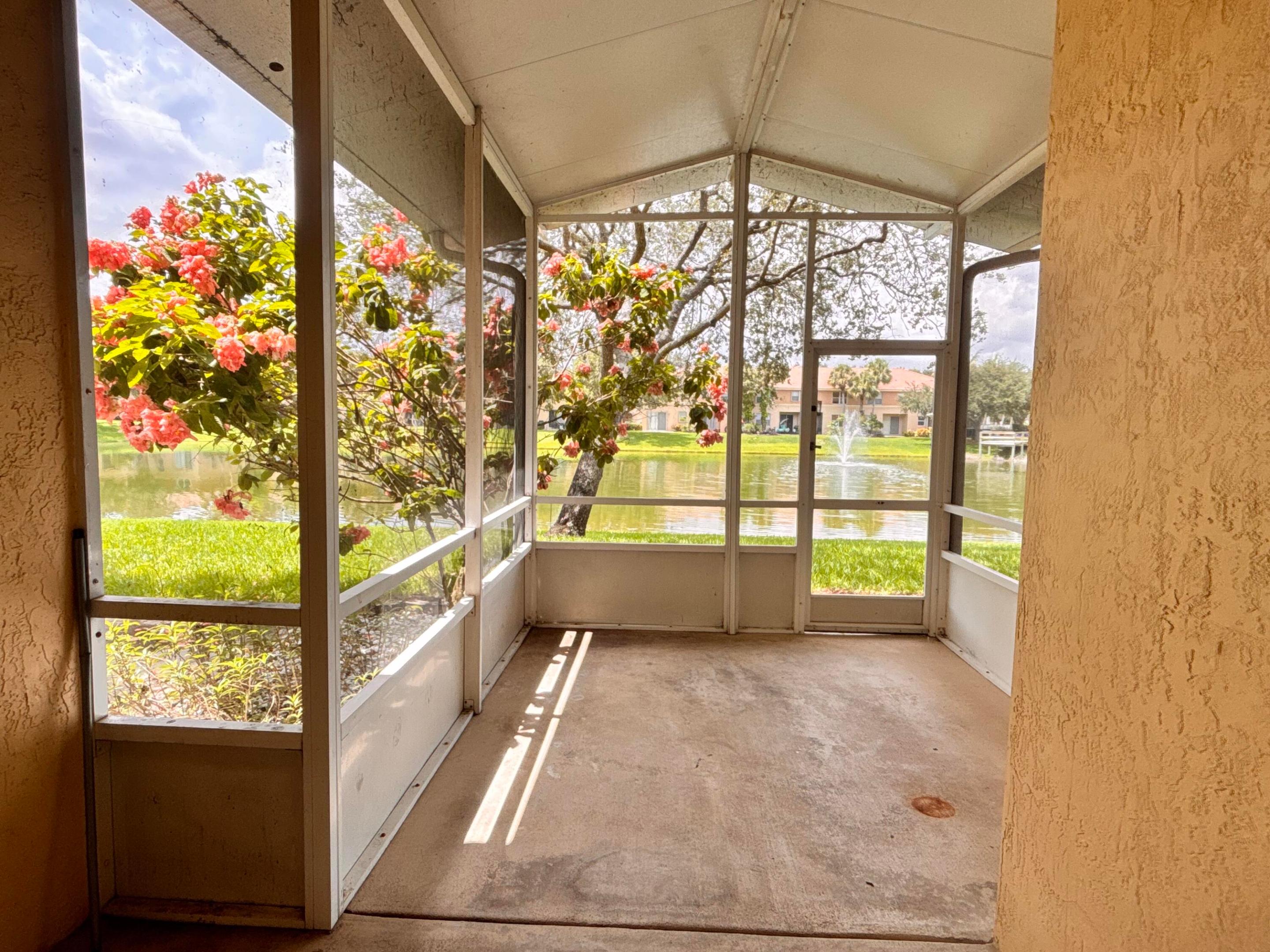 SEMINOLE ESTATES & TOWNHOMES - Residential Lease