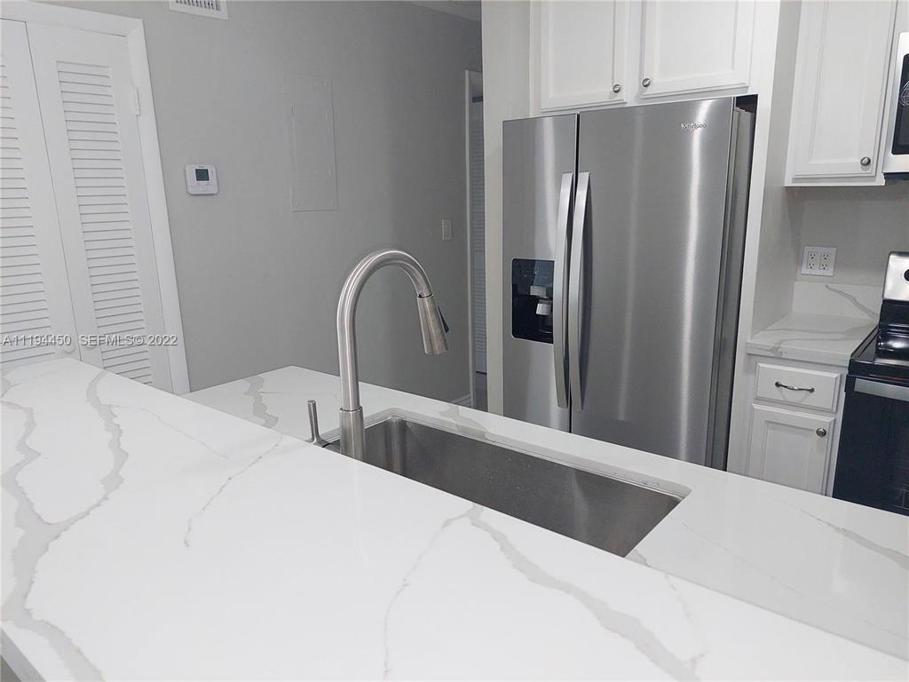 CARAVEL CONDOMINIUM APARTMENTS - Residential Lease