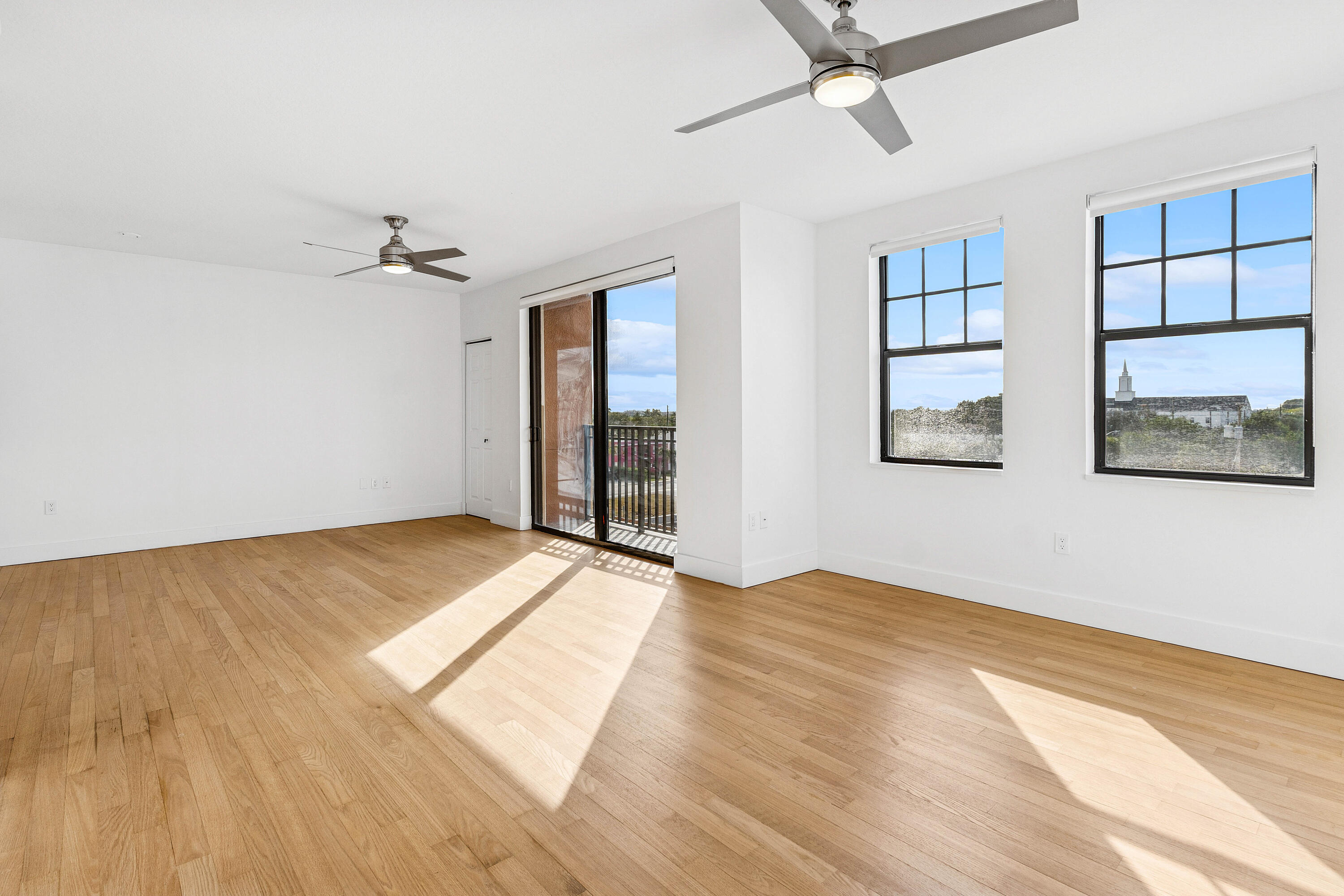 LUCERNE CONDO - Residential