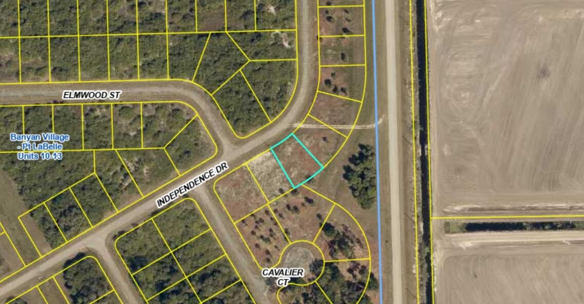 PORT LABELLE UNIT 13 - Land