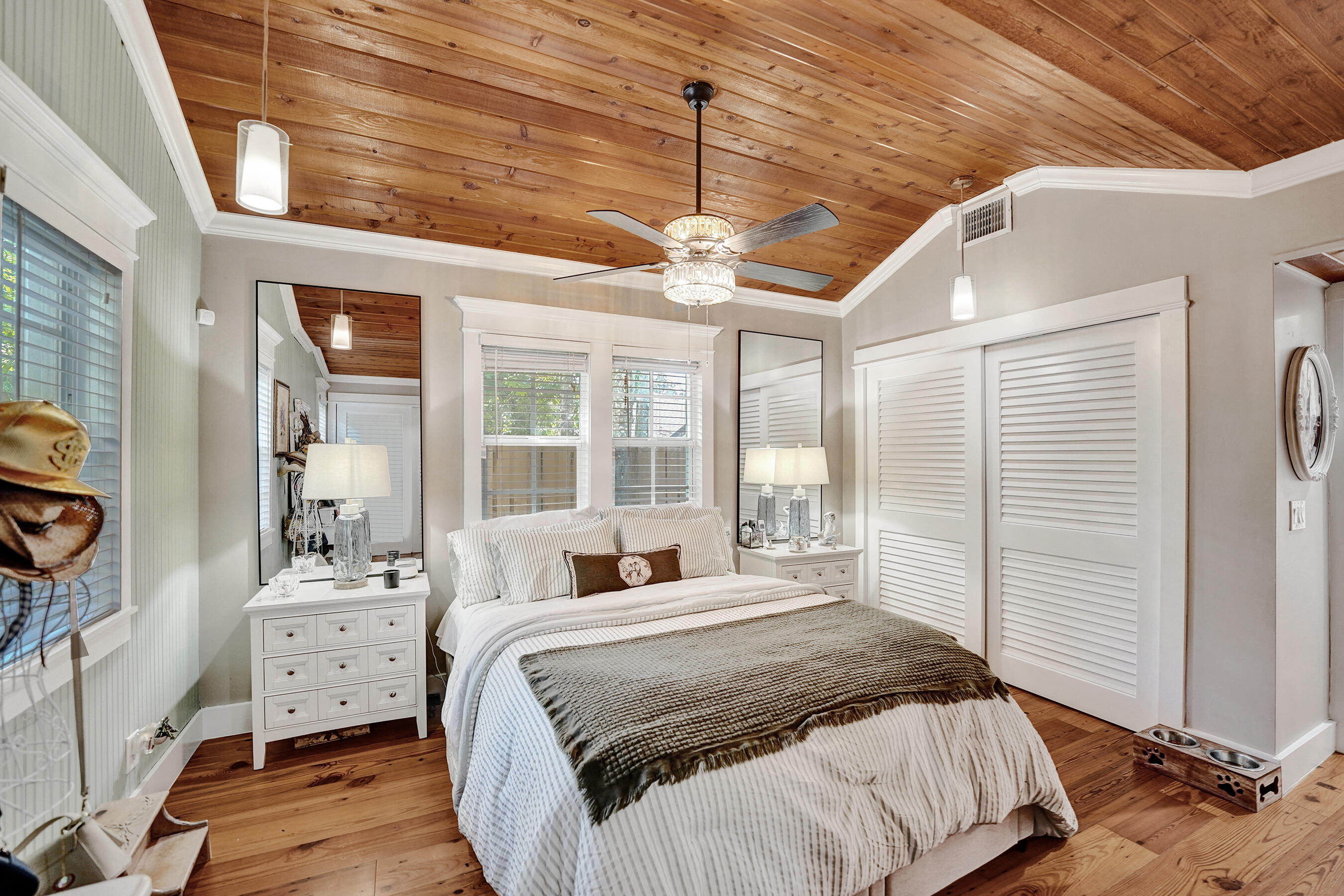 WAVERLY PLACE - Residential