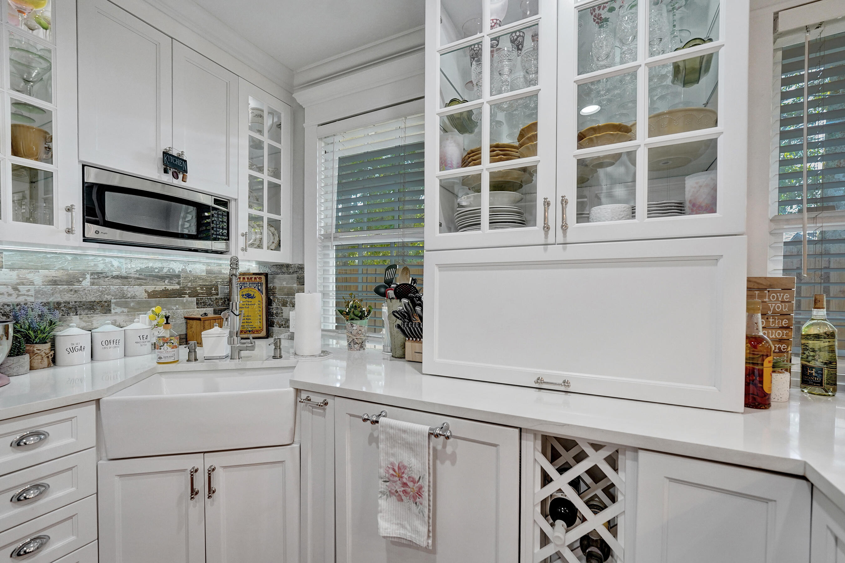 WAVERLY PLACE - Residential