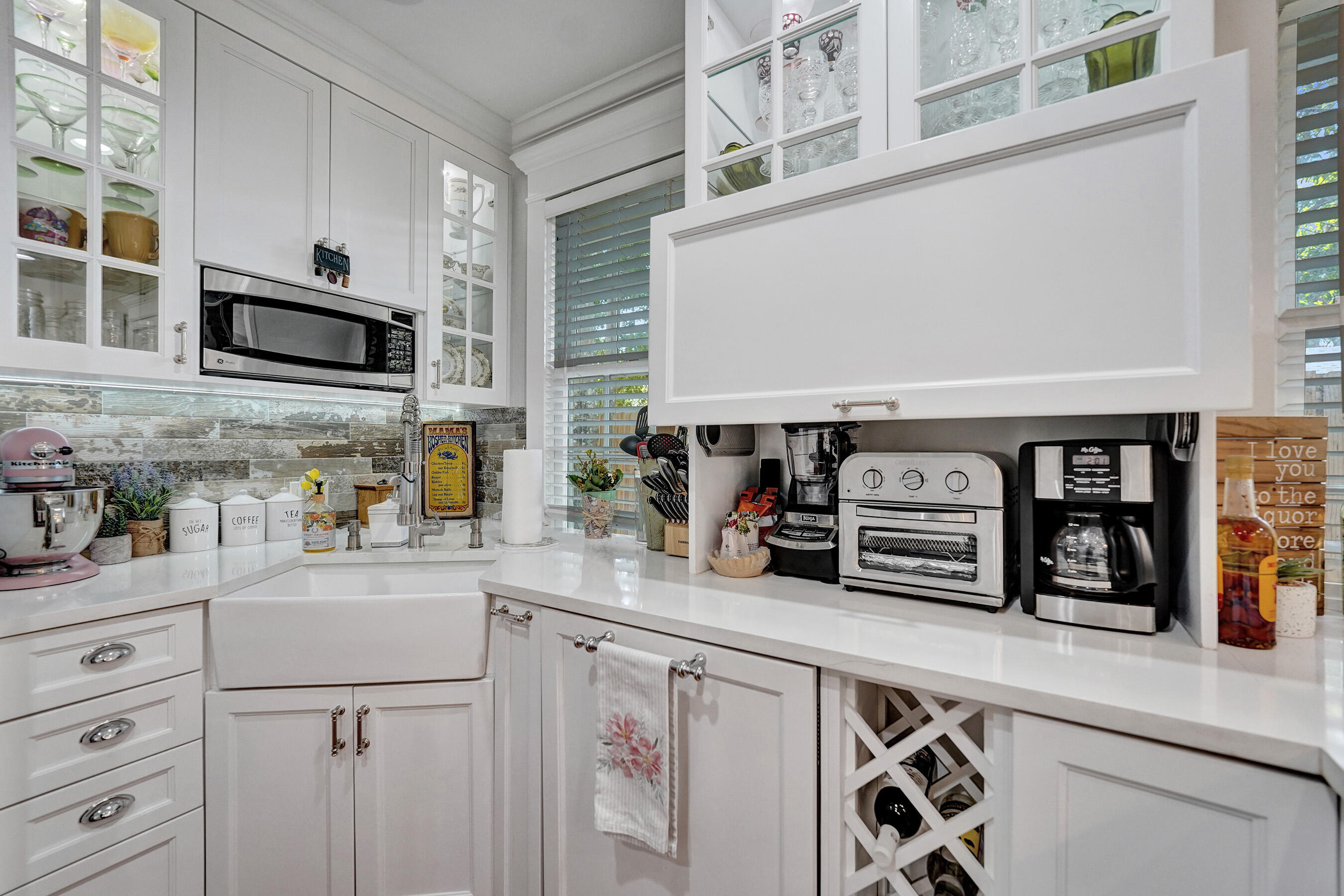 WAVERLY PLACE - Residential