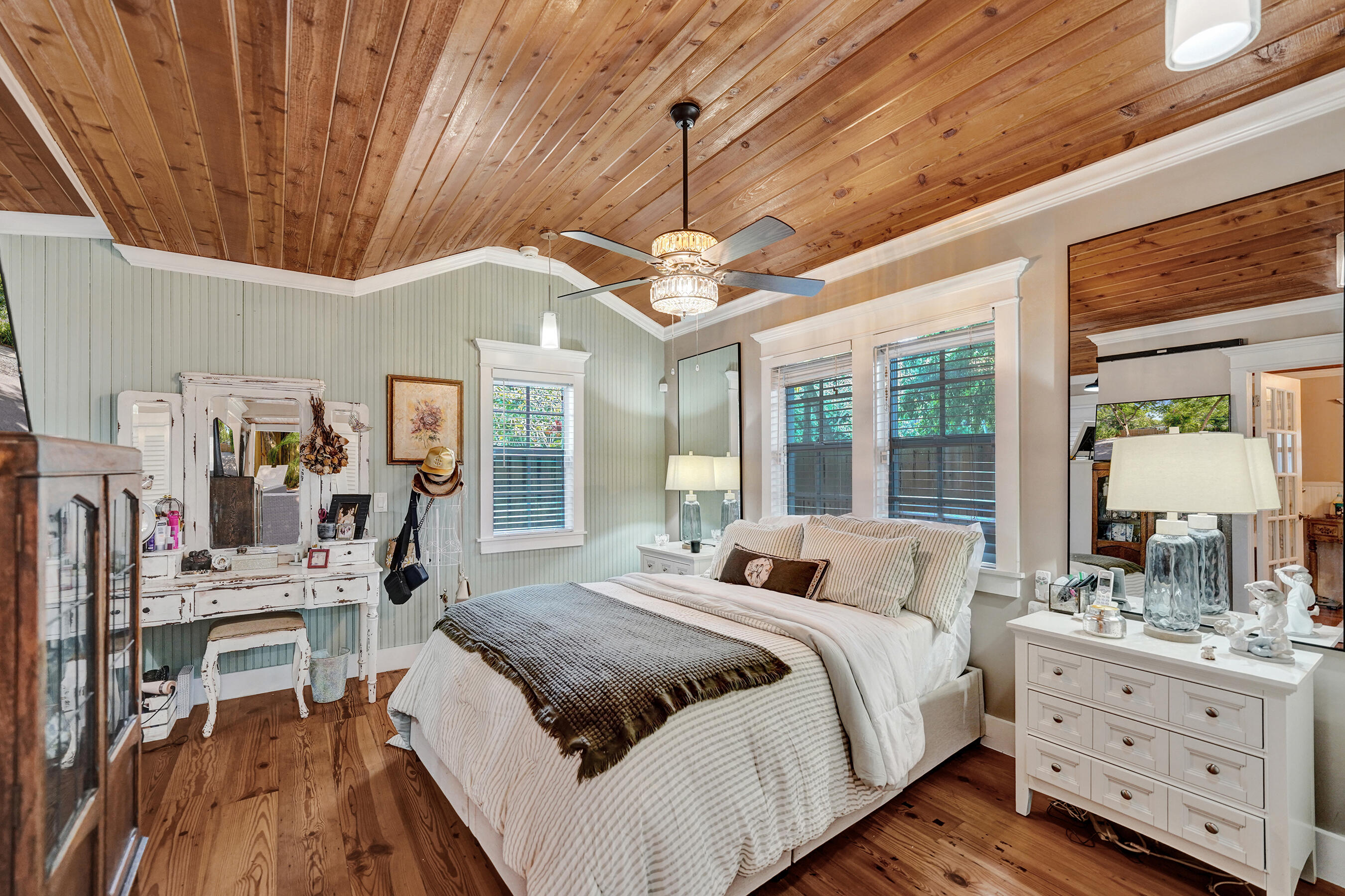 WAVERLY PLACE - Residential