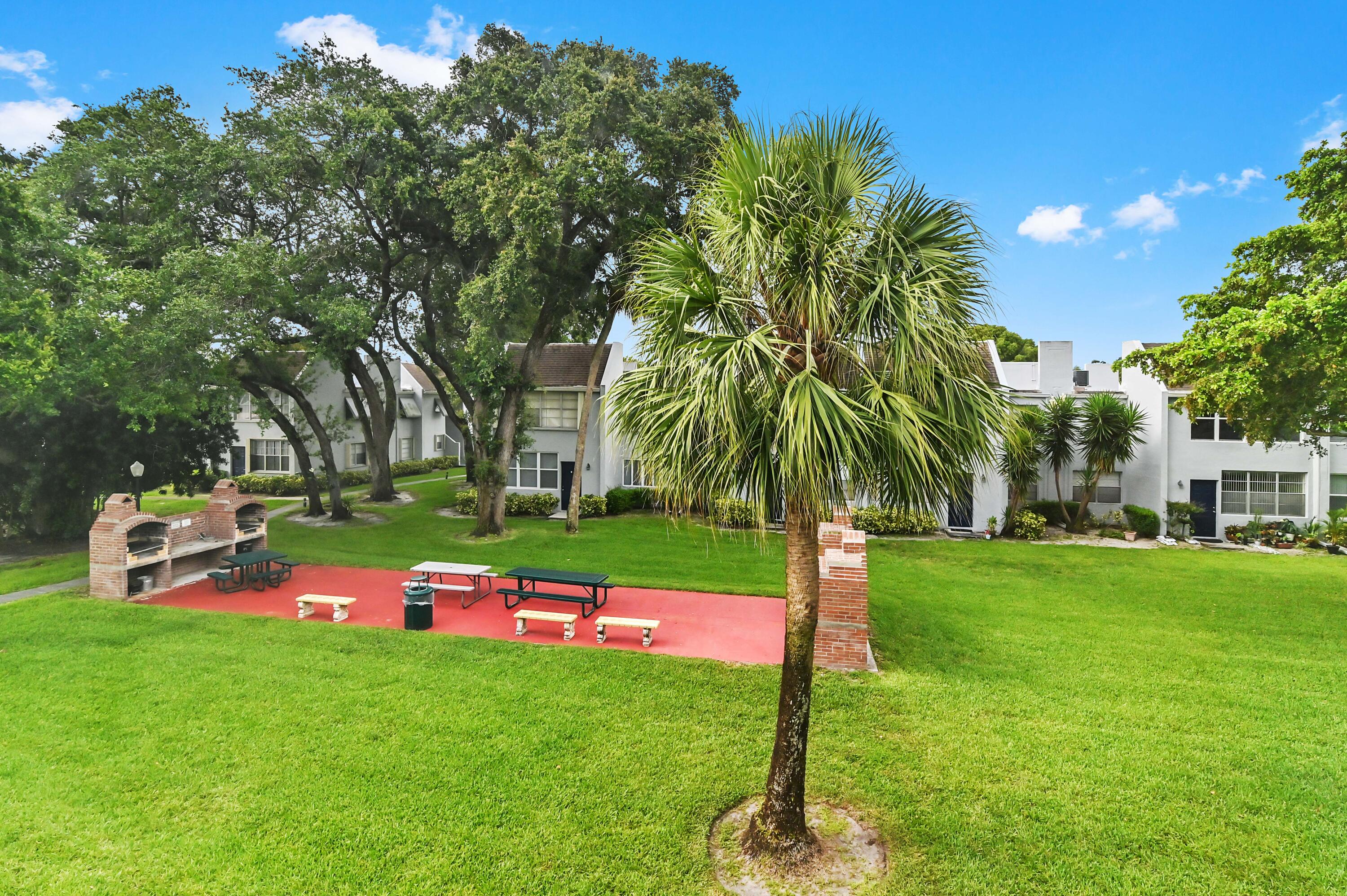 SABAL PINE SOUTH CONDO - Residential