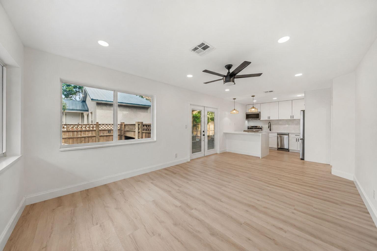 PROSPECT HILLS - Residential