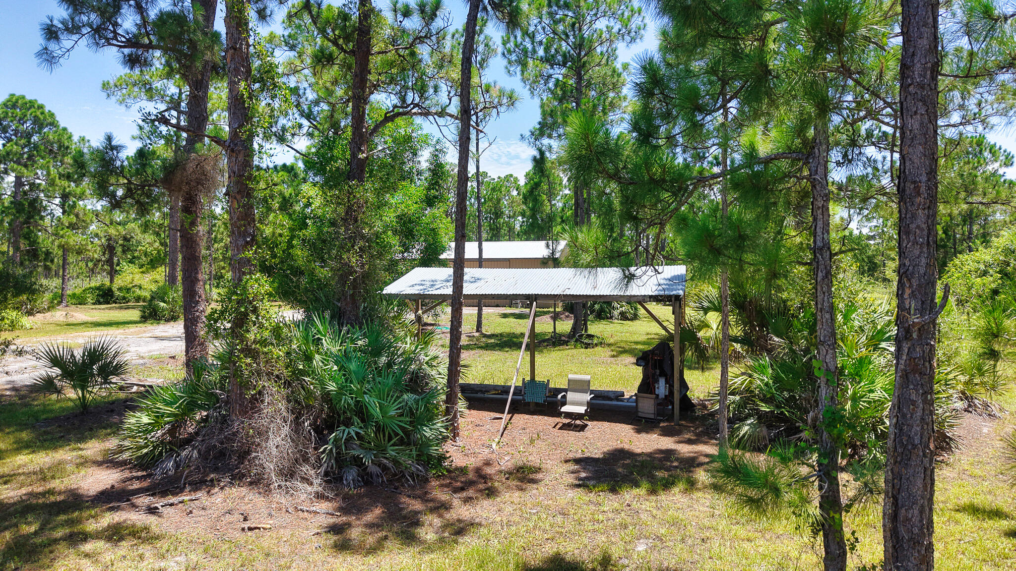 FELLSMERE FARMS CO S/D OF UNSURVEYED TWP 31 RNG 37 - Land