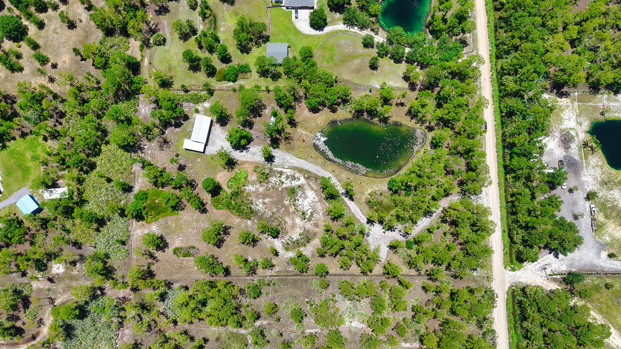 FELLSMERE FARMS CO S/D OF UNSURVEYED TWP 31 RNG 37 - Land