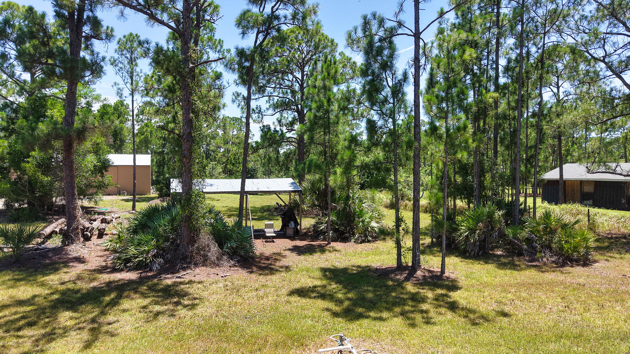 FELLSMERE FARMS CO S/D OF UNSURVEYED TWP 31 RNG 37 - Land