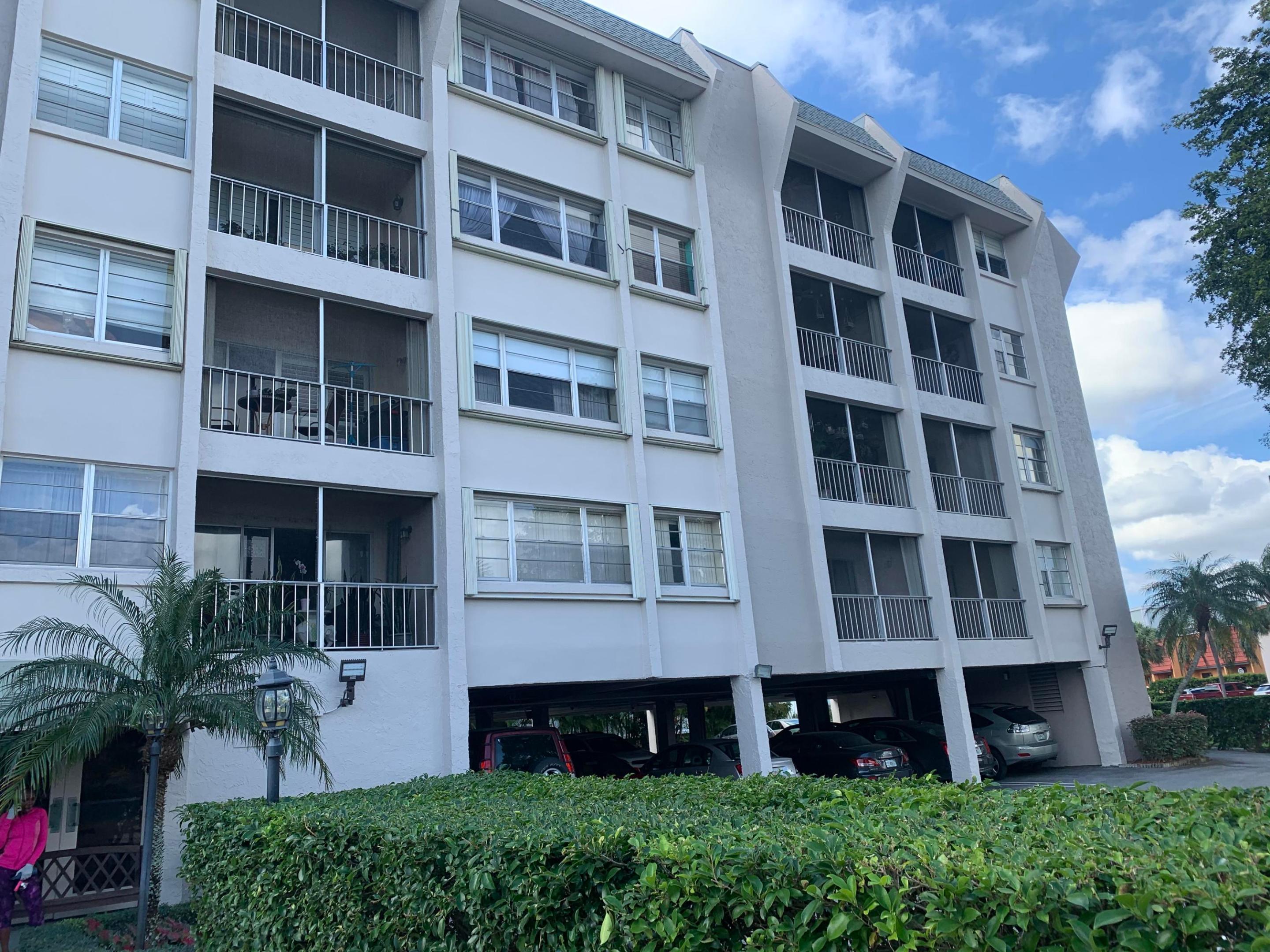 Fantastic Location - Experience a boutique style bldg ideally situated in the heart of West Palm Bch. Just minutes to Downtown and City Place , Palm Bch. Island,Clematis Street and PBI Airport. The best shopping and entertainment just minutes away. This affordable light and bright open 2 bedroom and 2 bath condo overlook the city and pool . This open concept style area is filled with natural light and perfect for just relaxing or entertaining. The Gally kitchen with newer appliances and Brand new wood look vinyl flooring & custom painting to complete the look. Screened covered patio & the closets offer generous closet space. This condo has no assessment fees and the building has had many projects in the last few years like a new roof,new hallway carpets and paint.