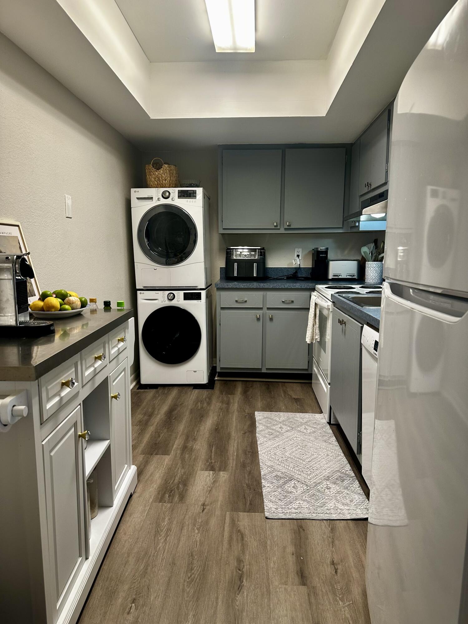 SPENCER PLACE CONDO - Residential