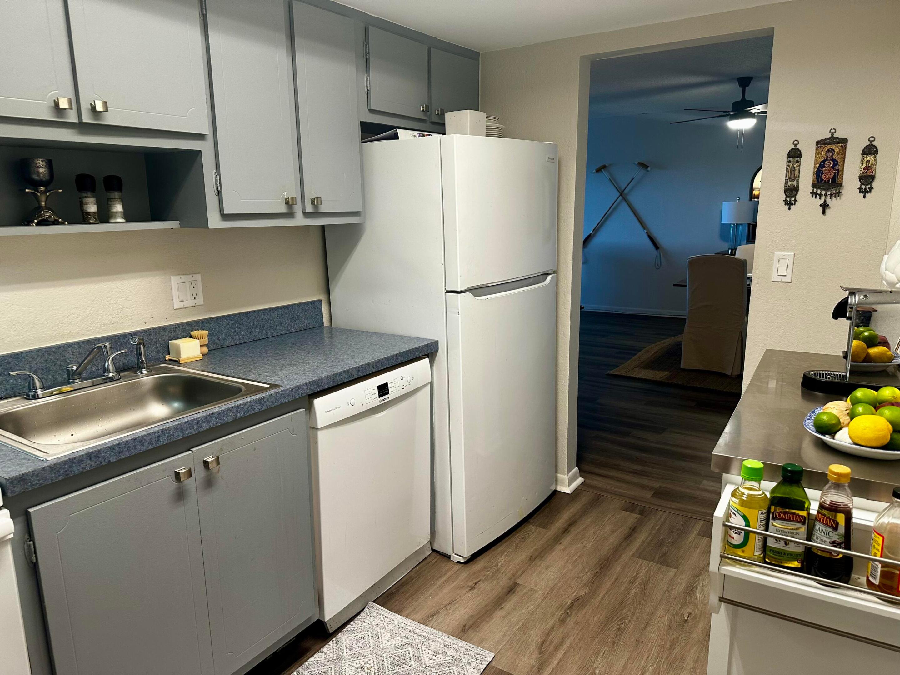 SPENCER PLACE CONDO - Residential