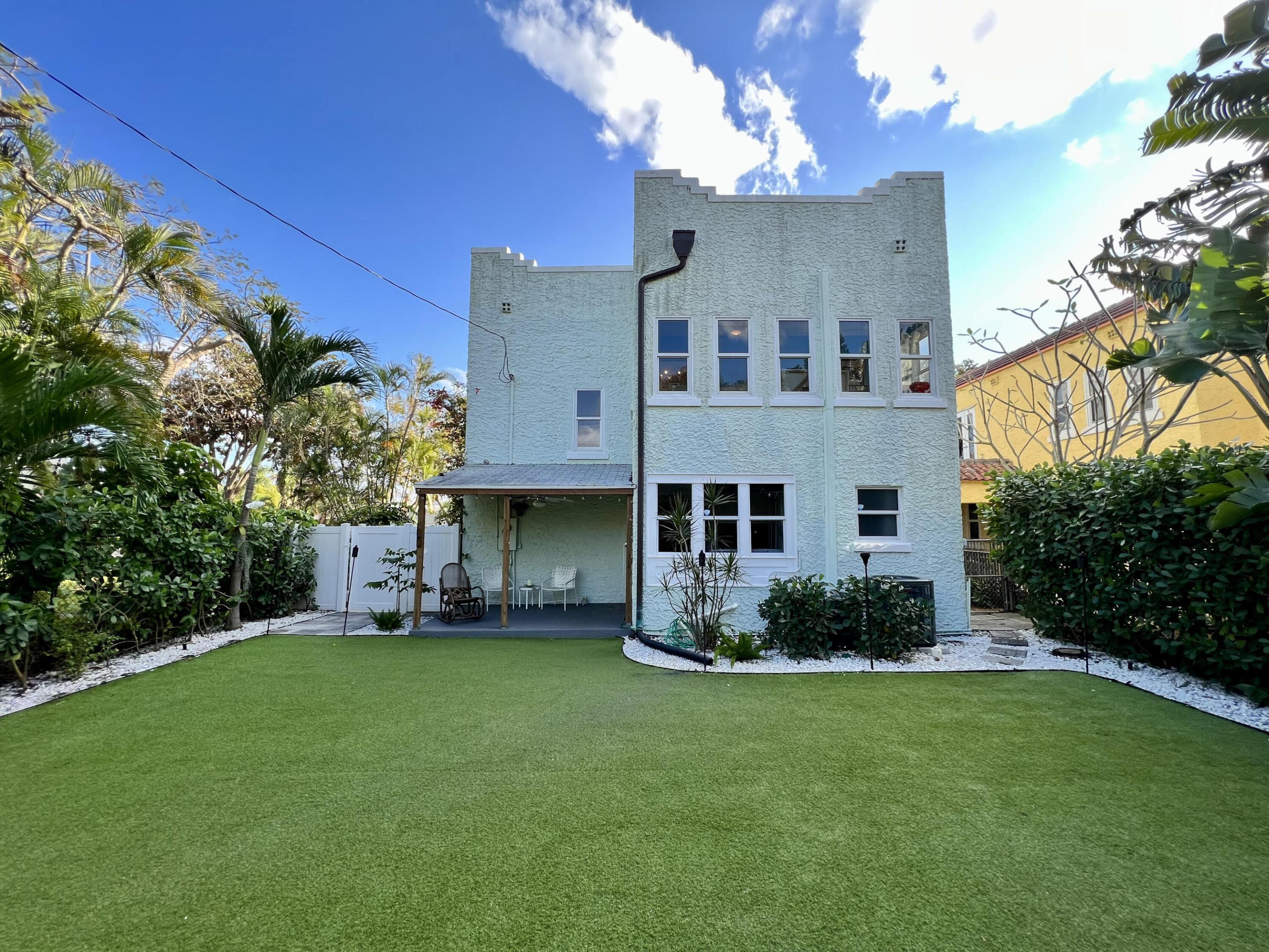 COLLEGE PARK - Residential