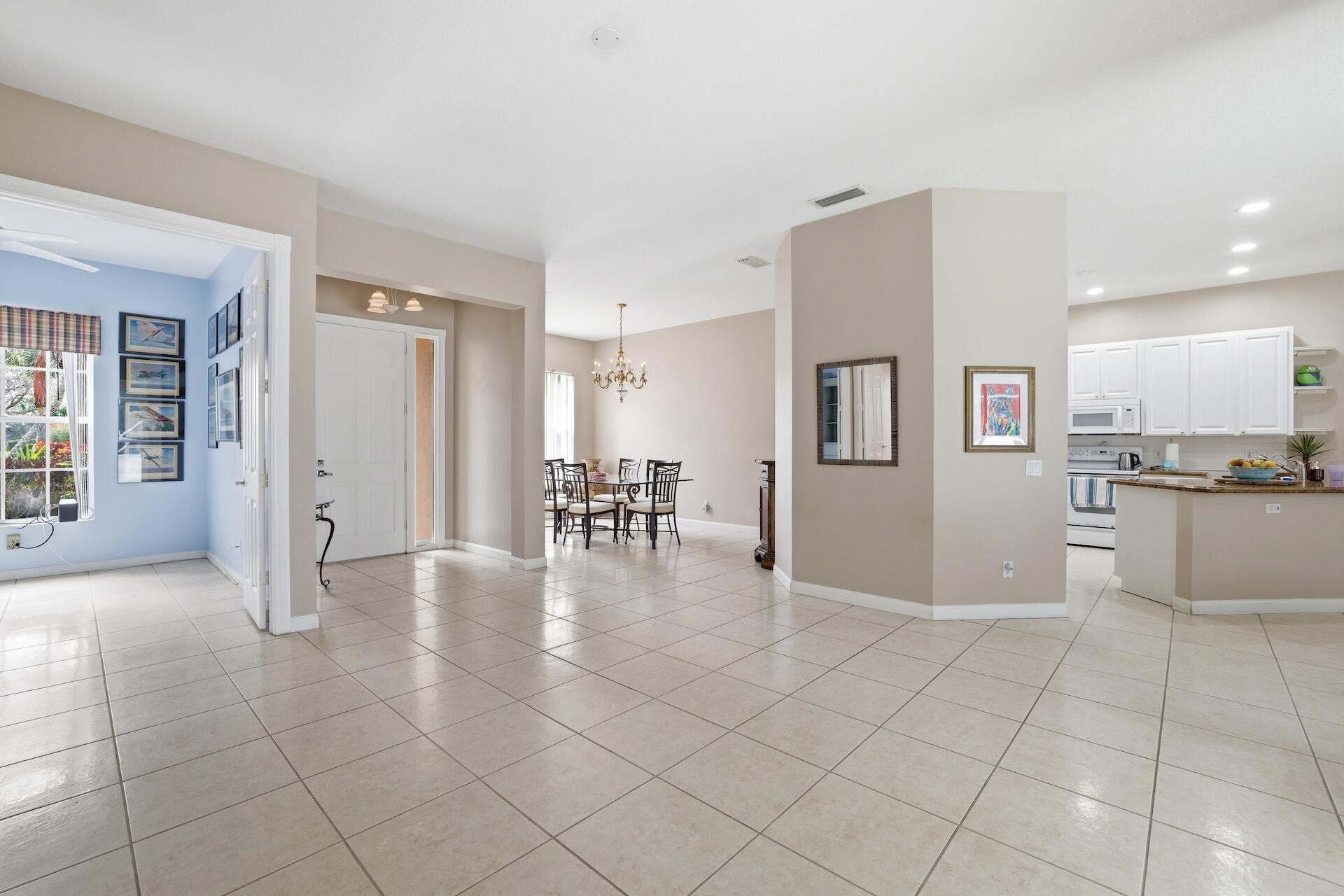RIVERWALK 3 - Residential
