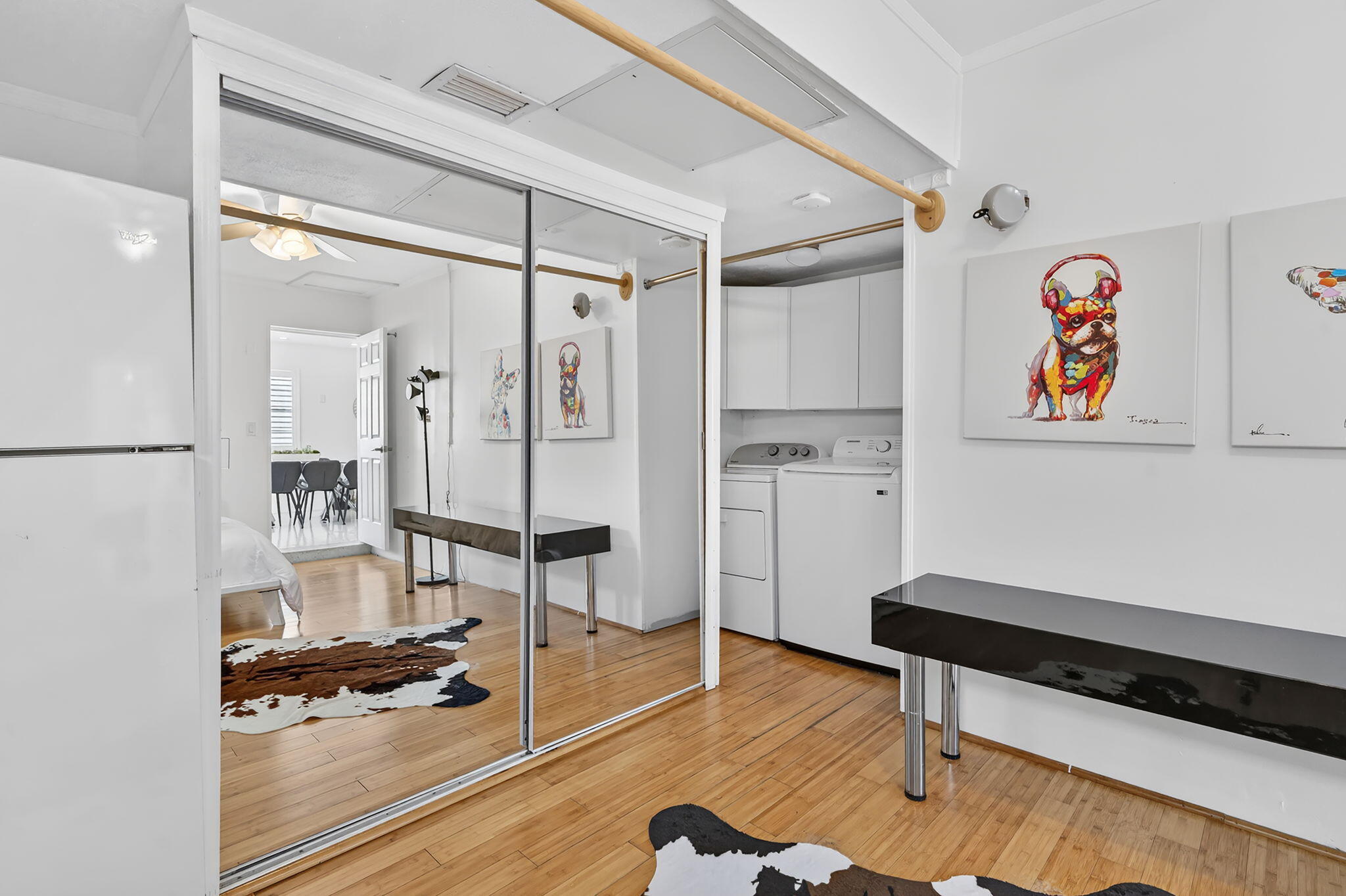 SHOREWOOD - Residential