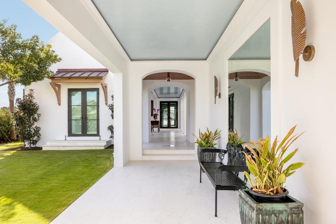 IBIS ISLE - Residential