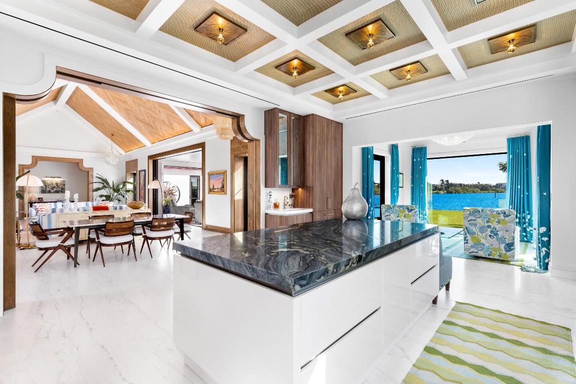IBIS ISLE - Residential
