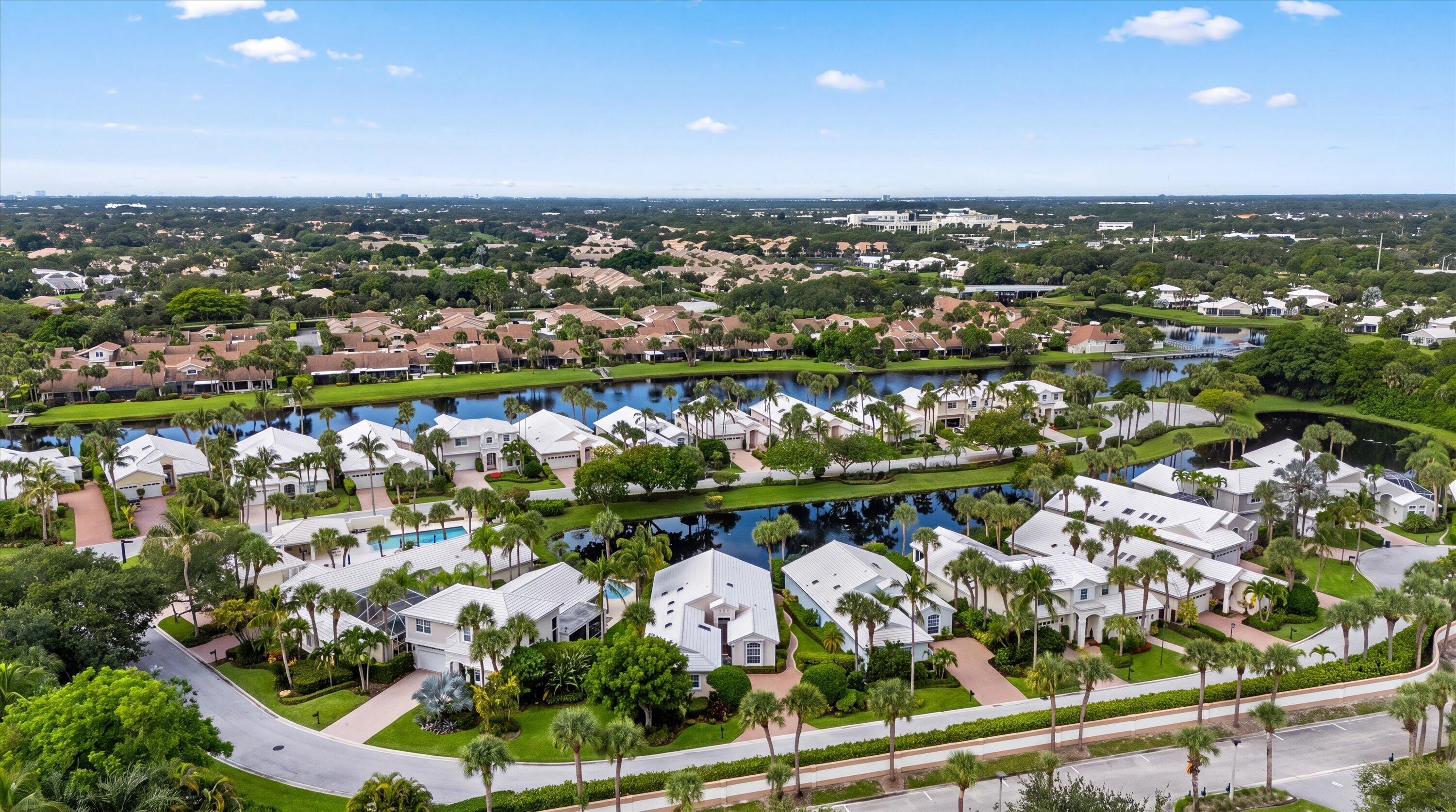 LONGSHORE AT JONATHANS LANDING - Residential