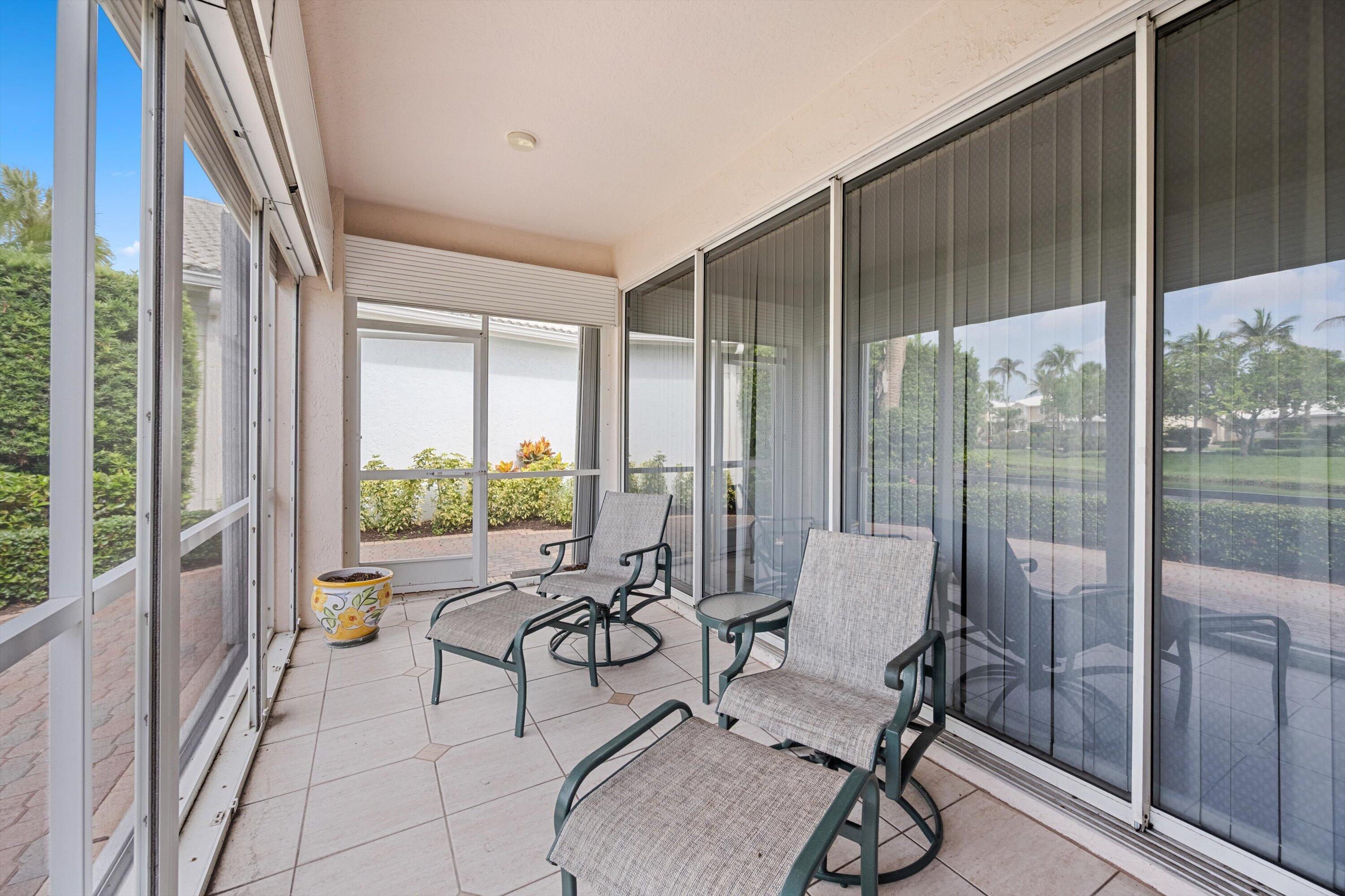 LONGSHORE AT JONATHANS LANDING - Residential