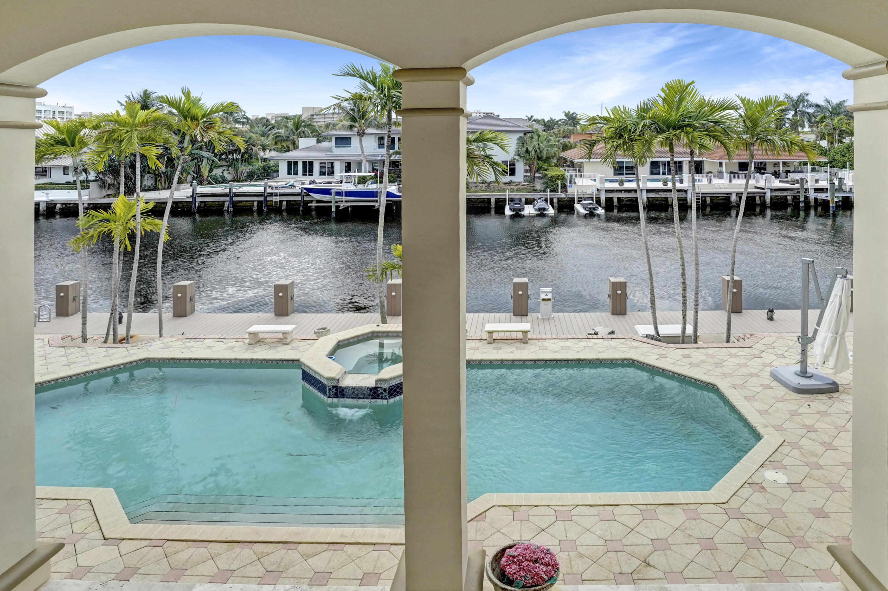 TROPIC ISLE 4TH SEC - Residential