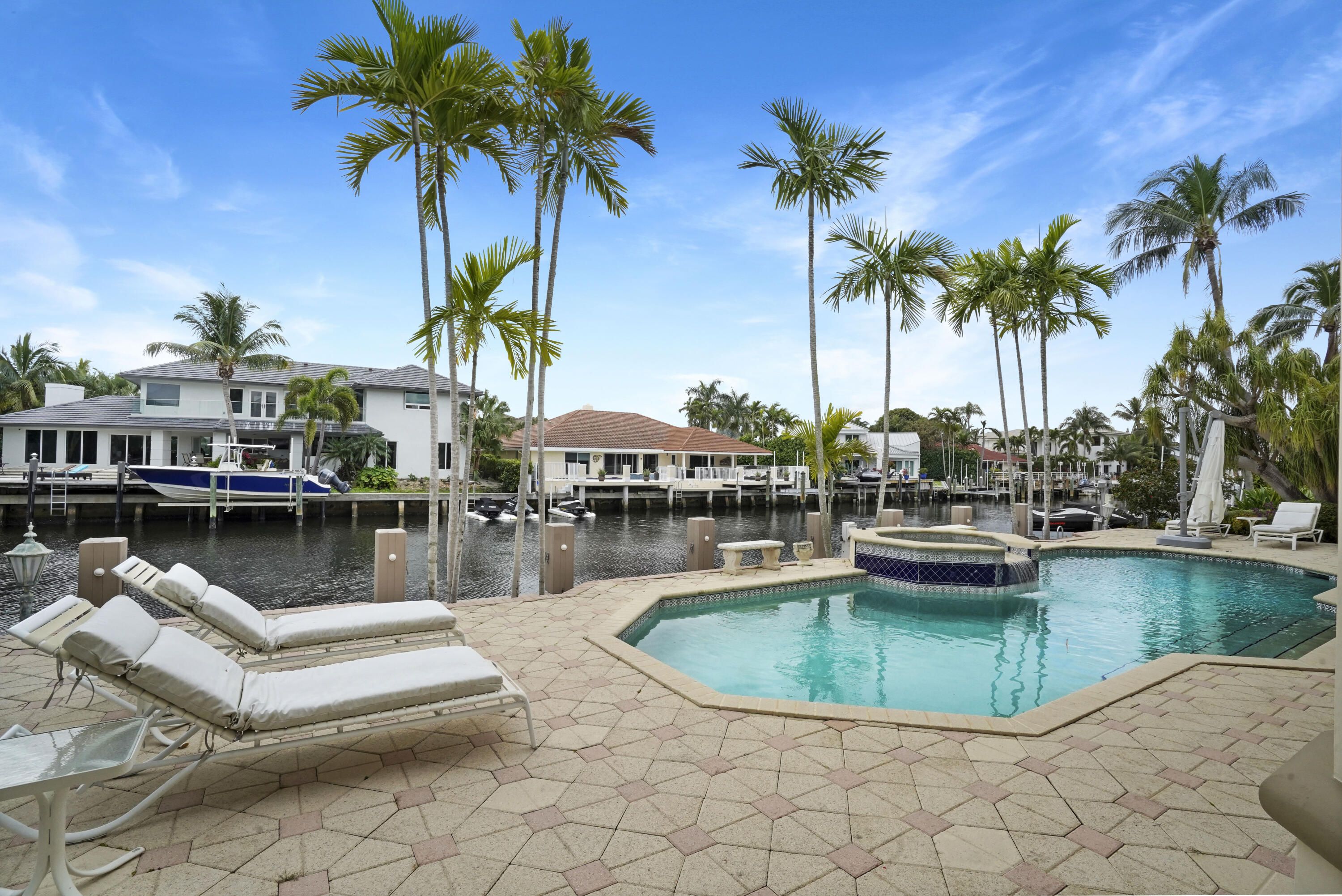 TROPIC ISLE 4TH SEC - Residential