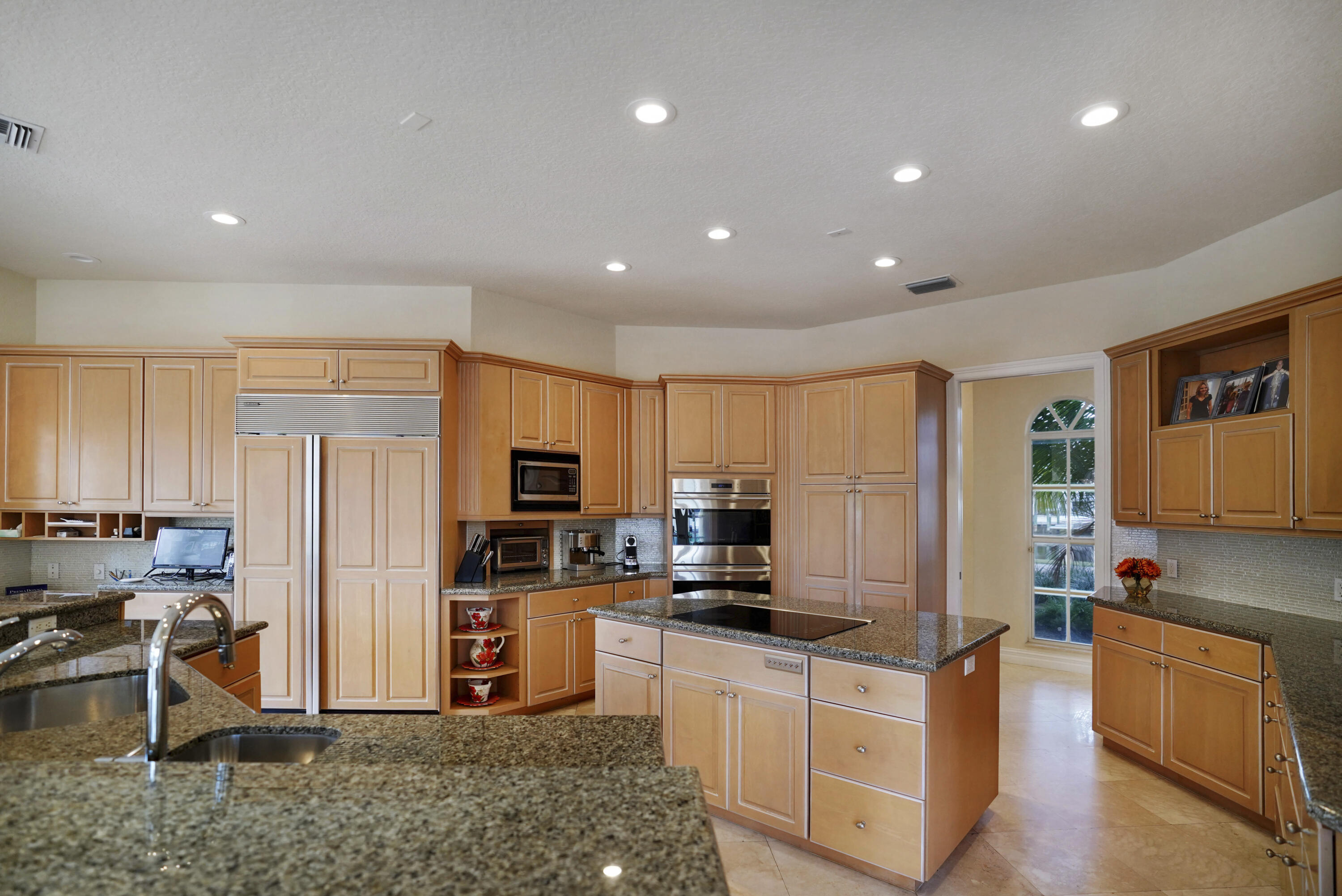 TROPIC ISLE 4TH SEC - Residential