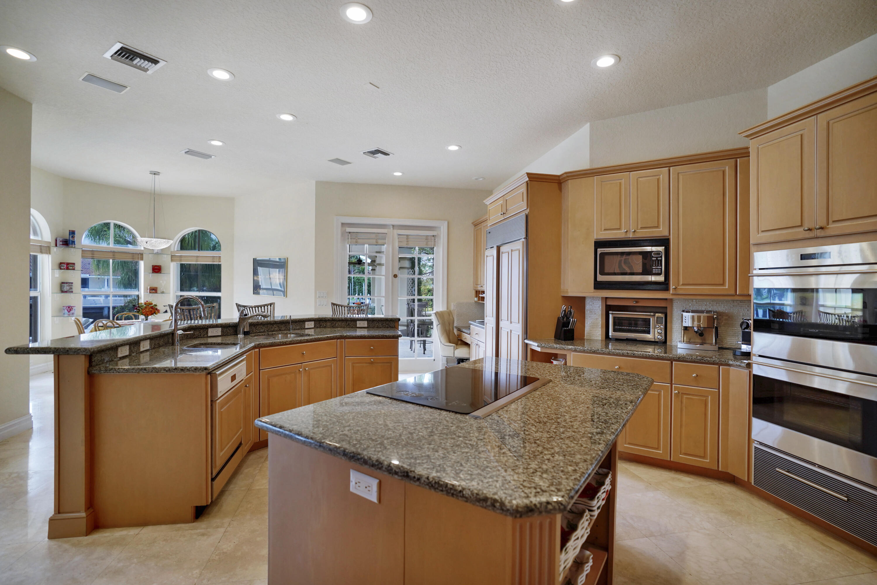 TROPIC ISLE 4TH SEC - Residential