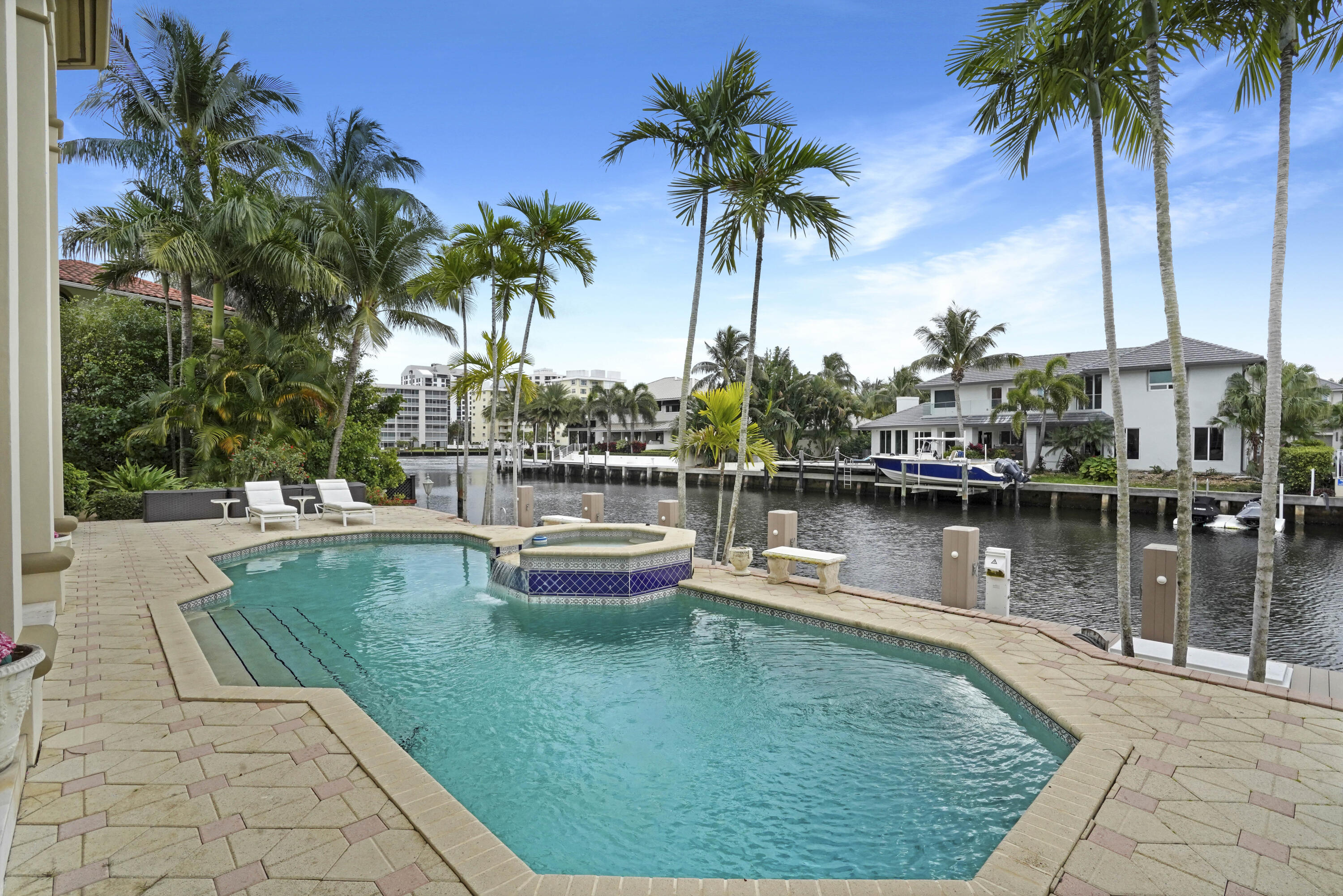 TROPIC ISLE 4TH SEC - Residential