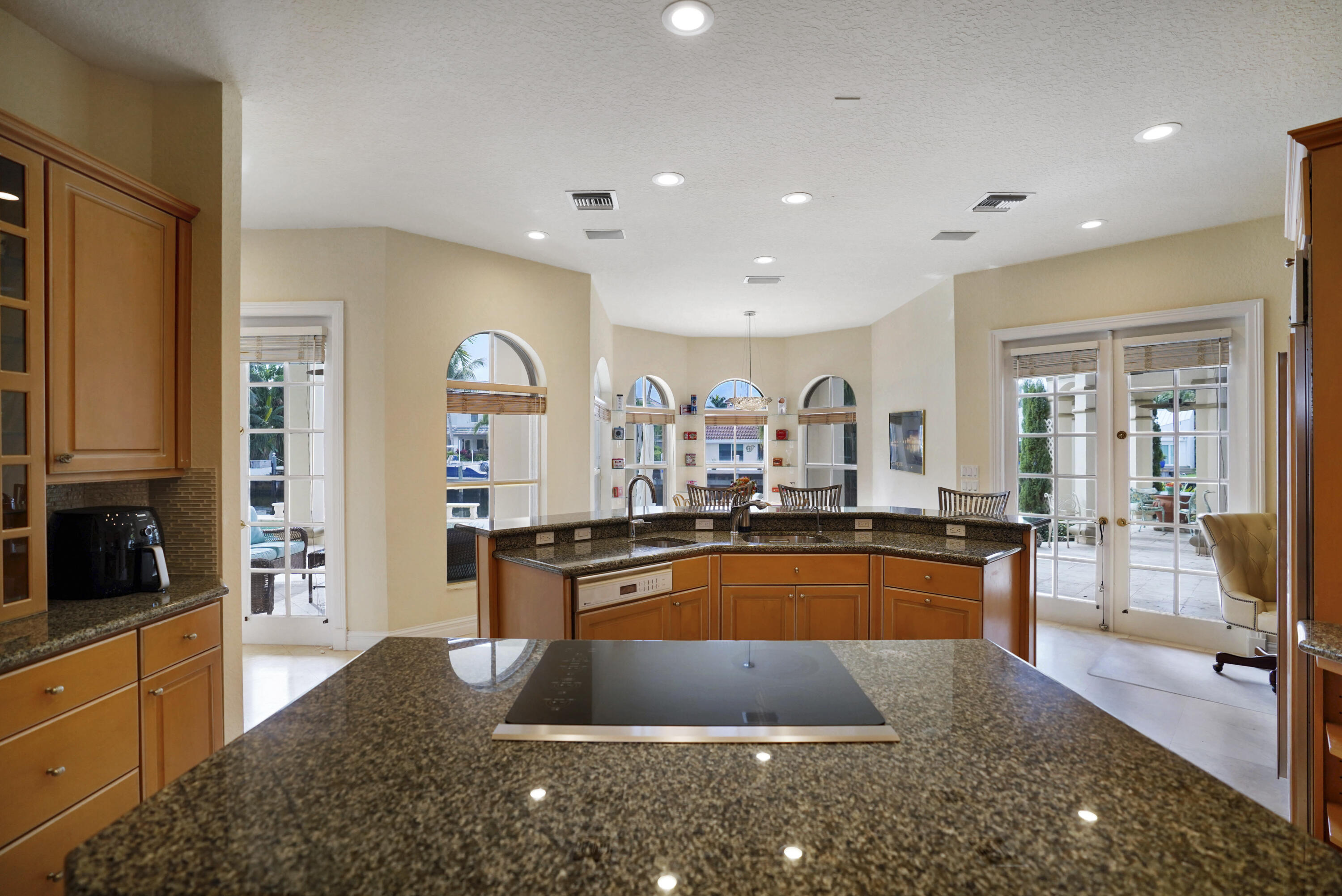 TROPIC ISLE 4TH SEC - Residential