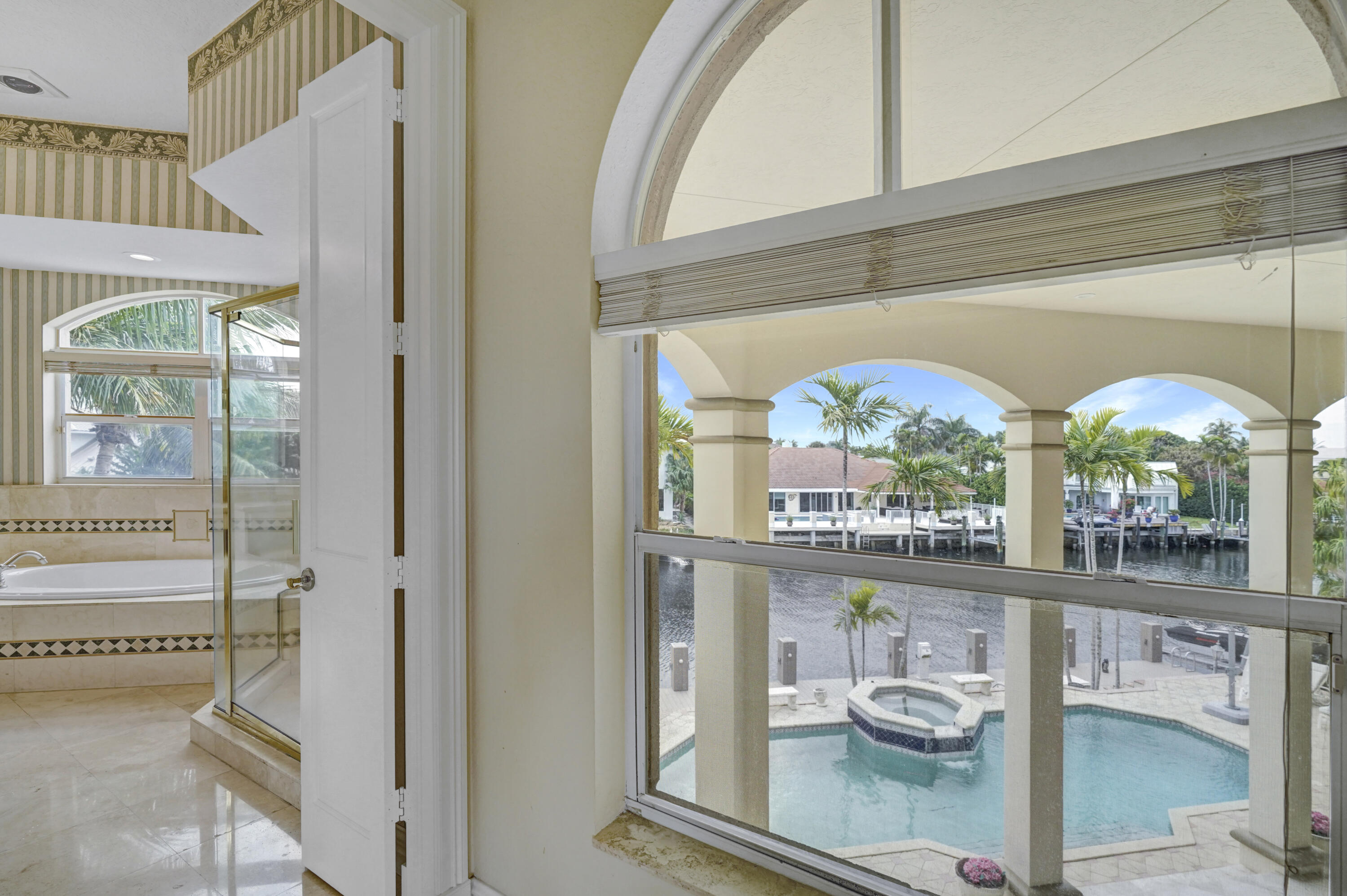 TROPIC ISLE 4TH SEC - Residential