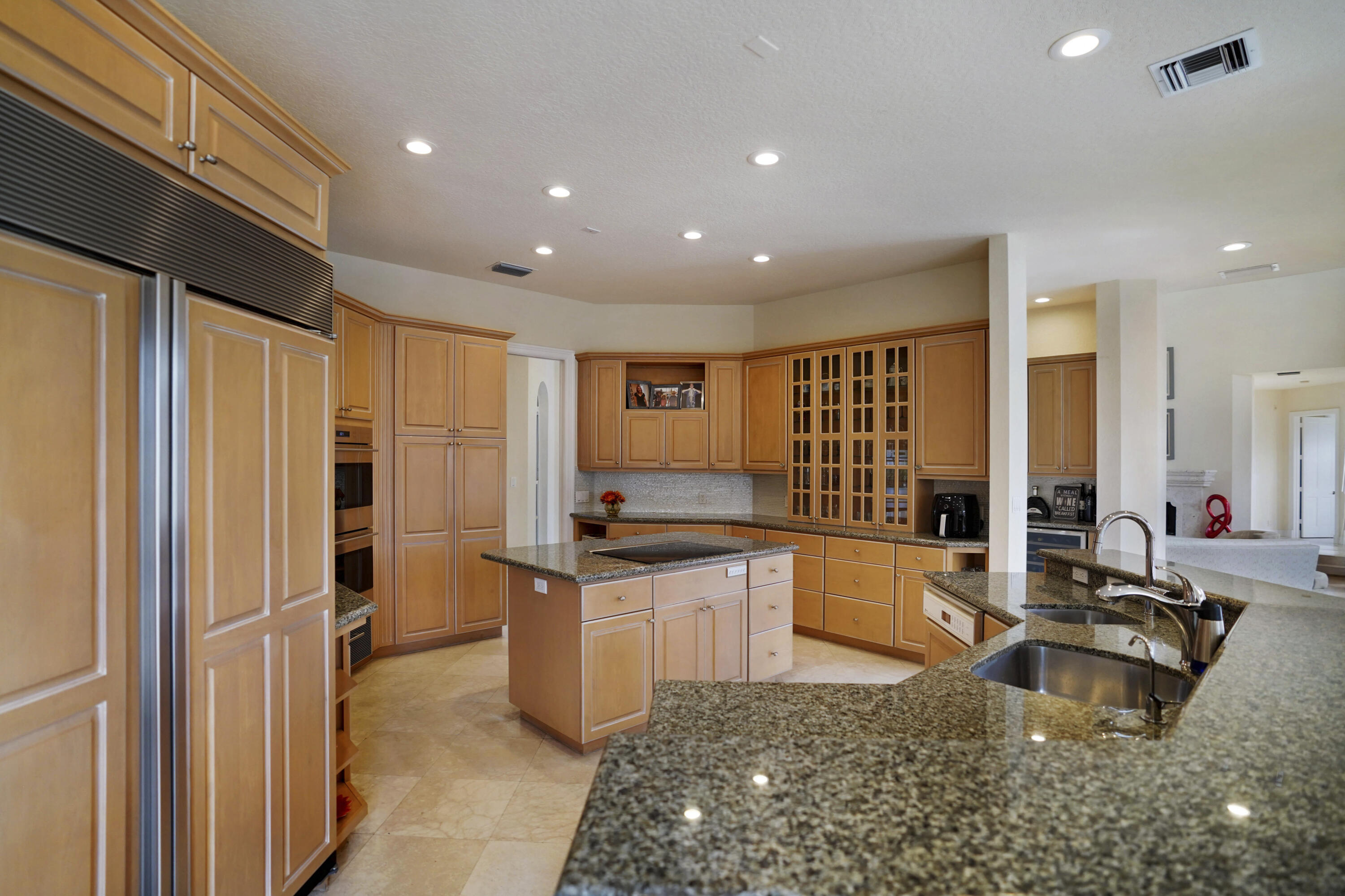 TROPIC ISLE 4TH SEC - Residential