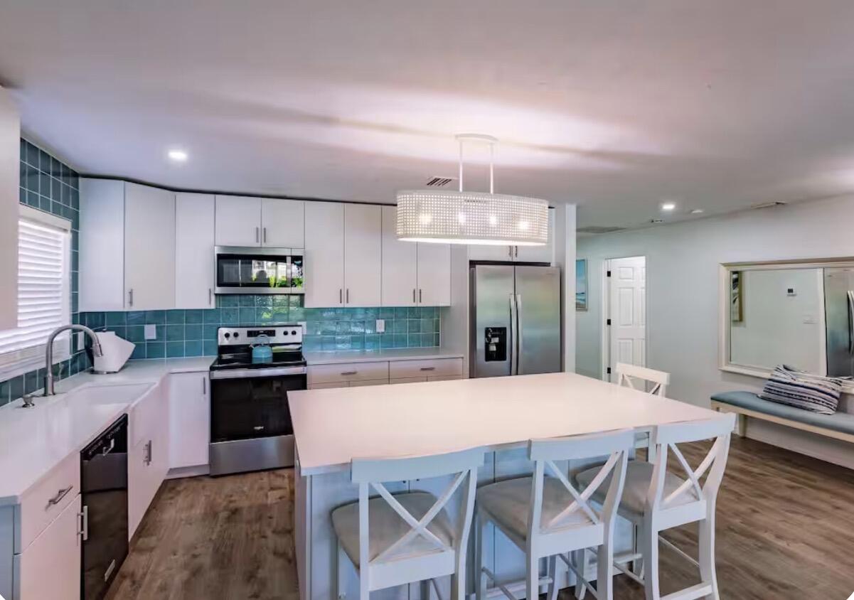 NAPLES PARK UNIT 1 - Residential