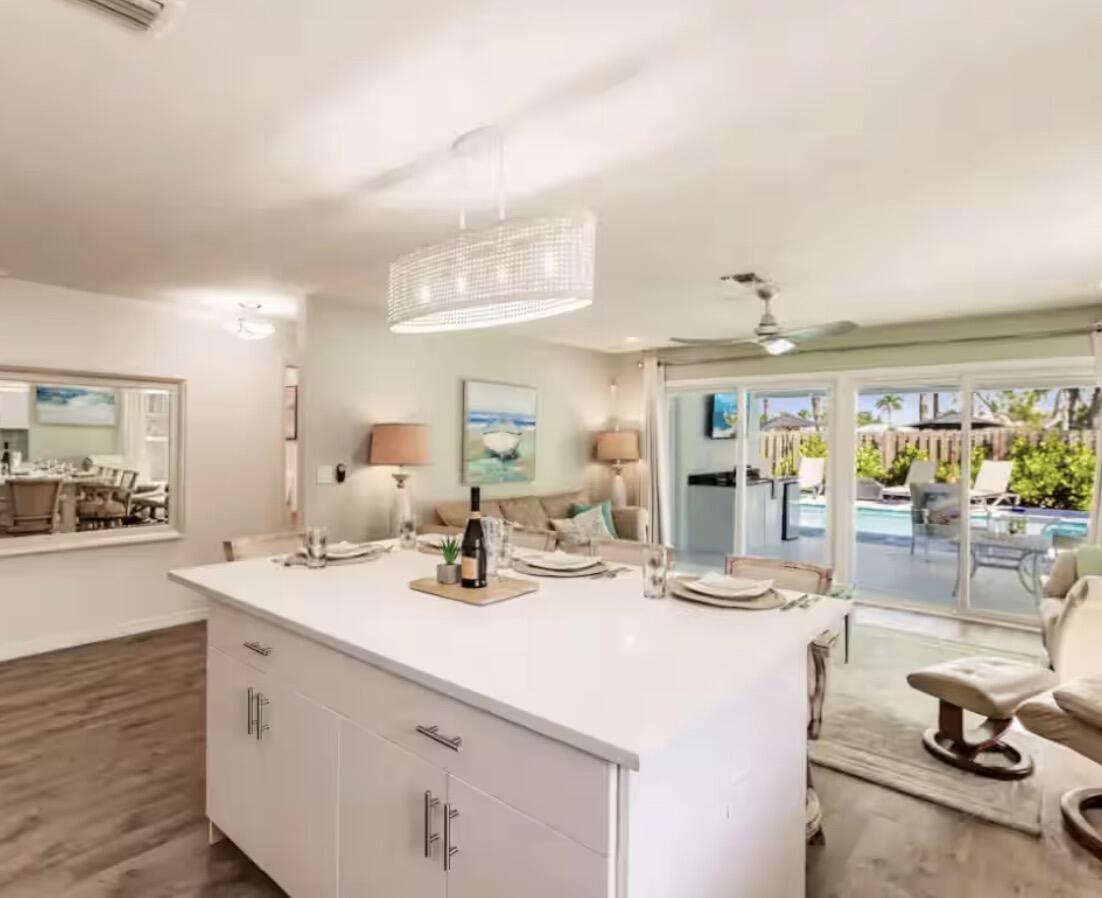 NAPLES PARK UNIT 1 - Residential
