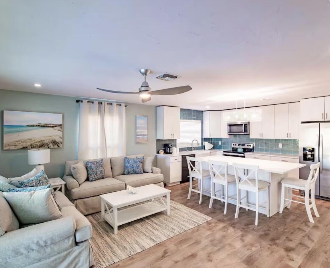 NAPLES PARK UNIT 1 - Residential