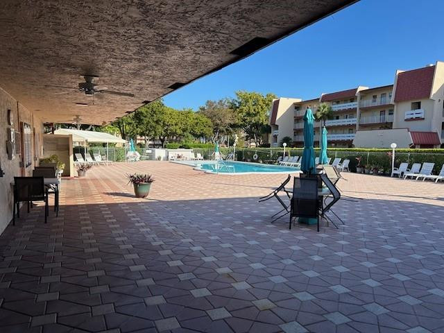 ORIOLE GOLF & TENNIS CLUB - Residential