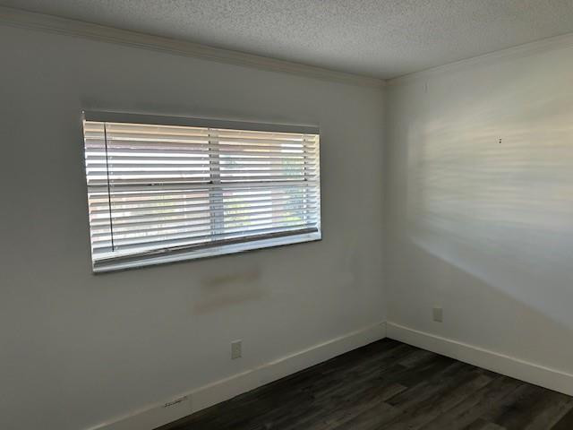ORIOLE GOLF & TENNIS CLUB - Residential