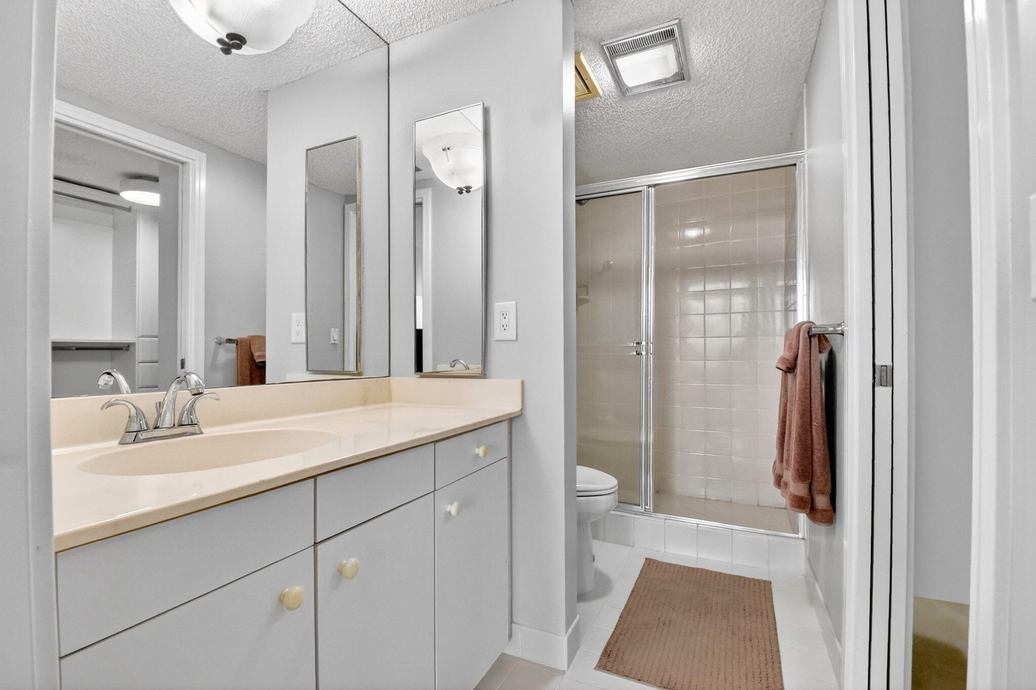 MARTINIQUE 2 CONDO - Residential Lease