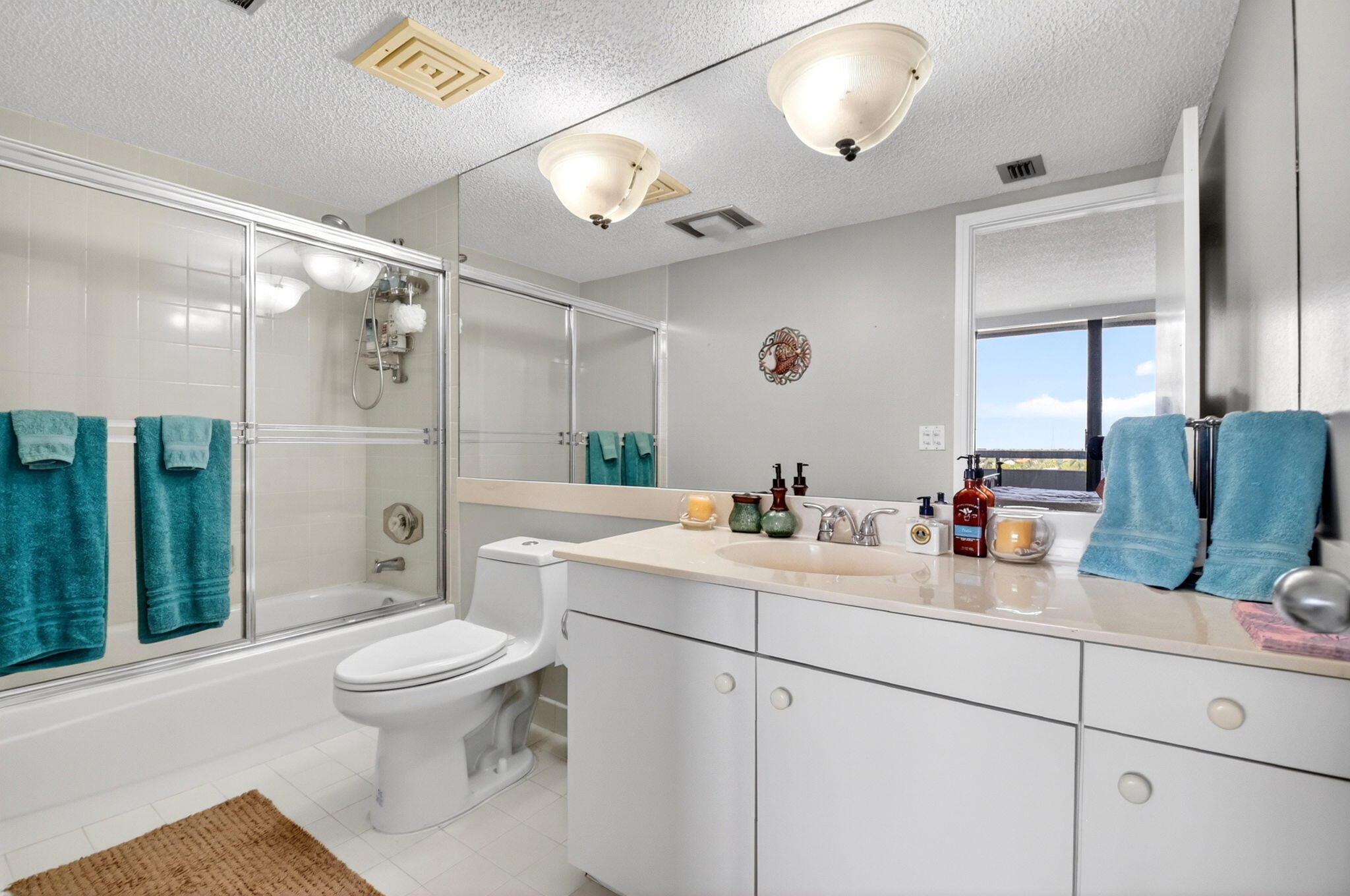 MARTINIQUE 2 CONDO - Residential Lease