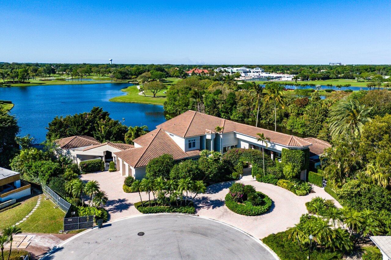 FRENCHMANS CREEK - Residential