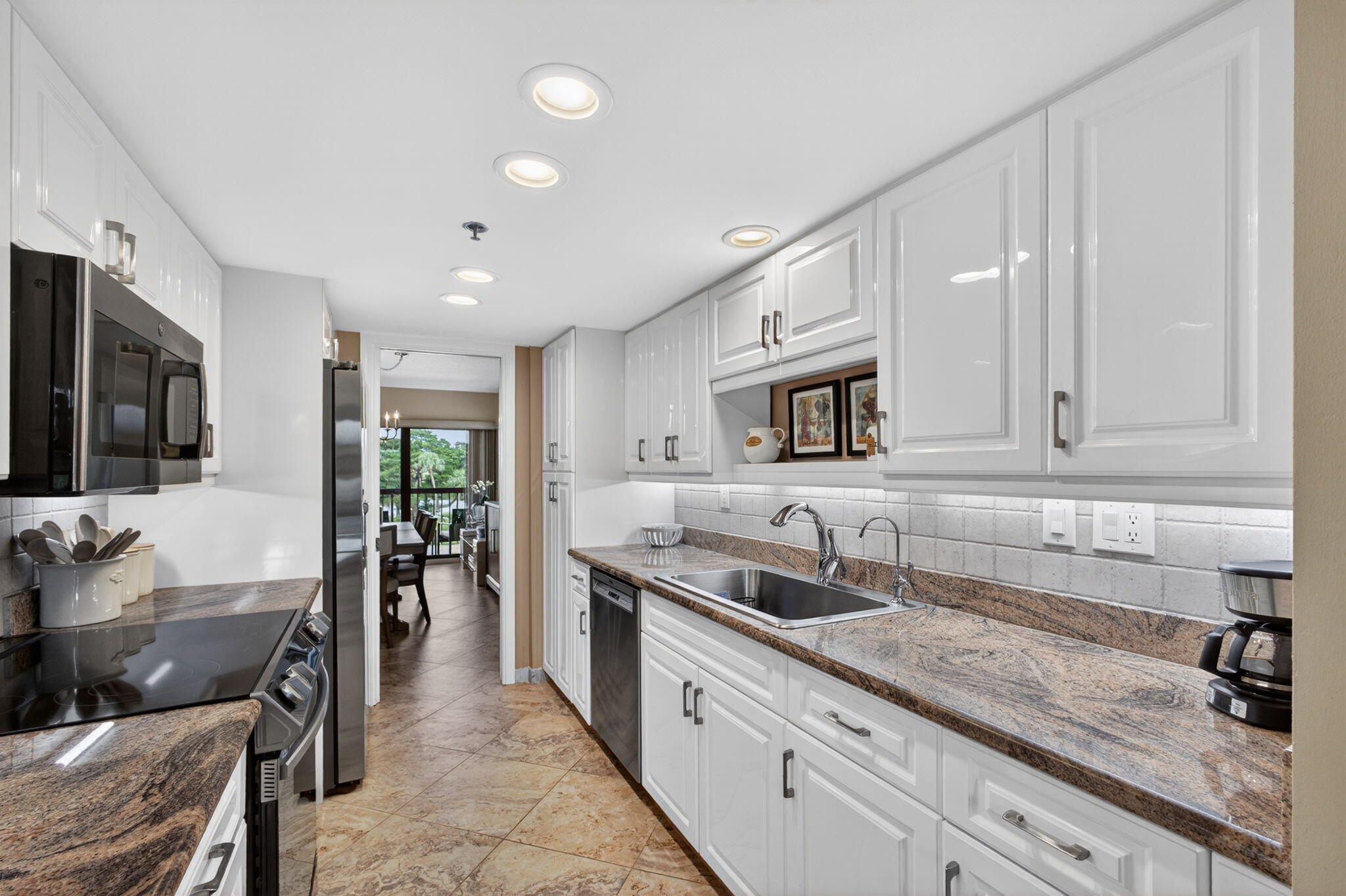 EVERGLADES OF NORTH PALM BEACH - Residential