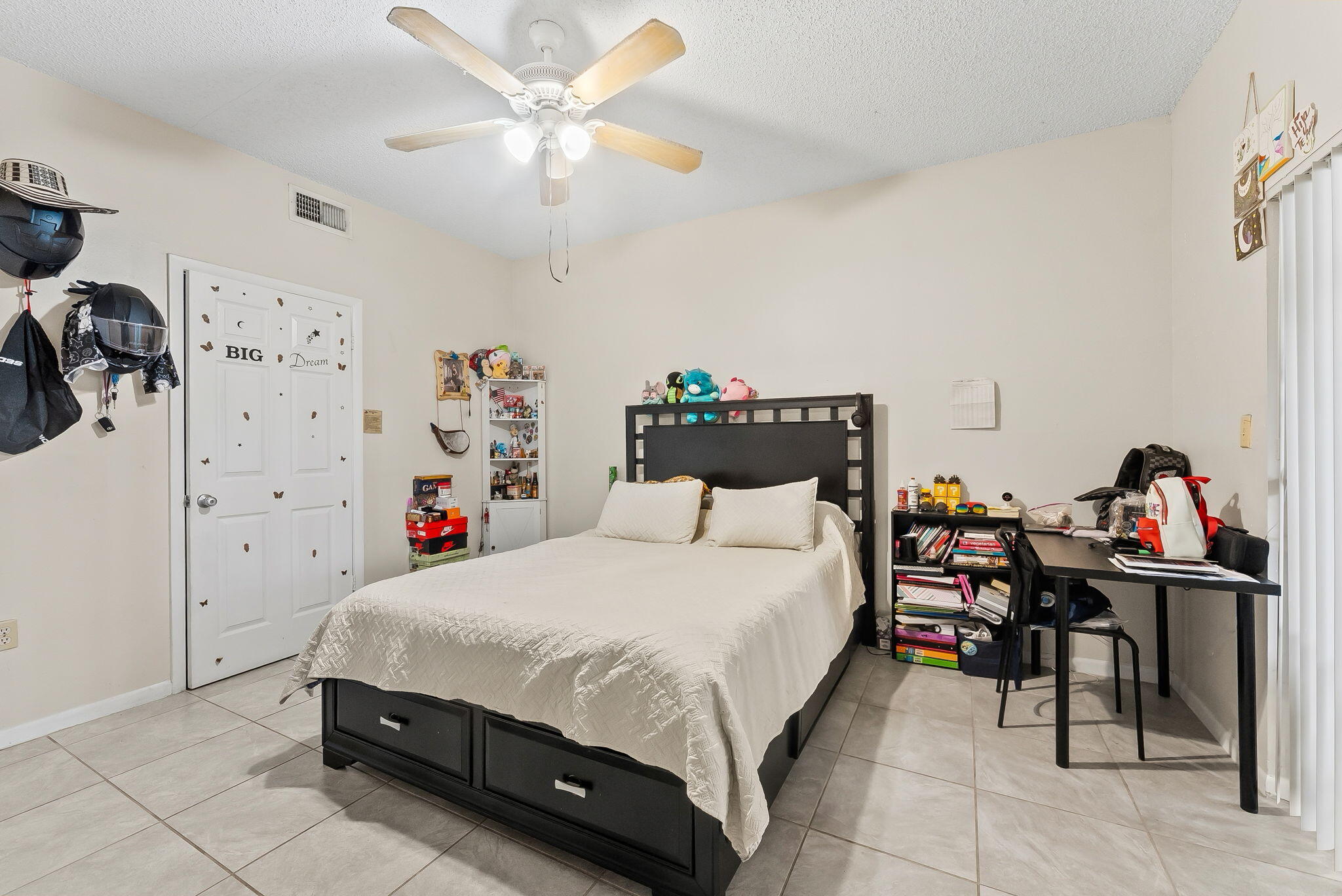 MARINA OAKS CONDO - Residential