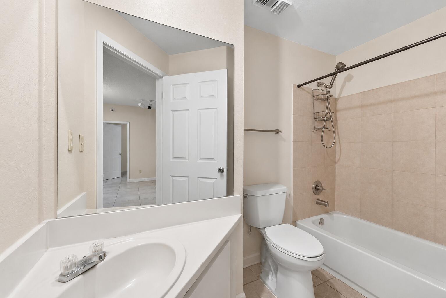 MARINA OAKS CONDO - Residential